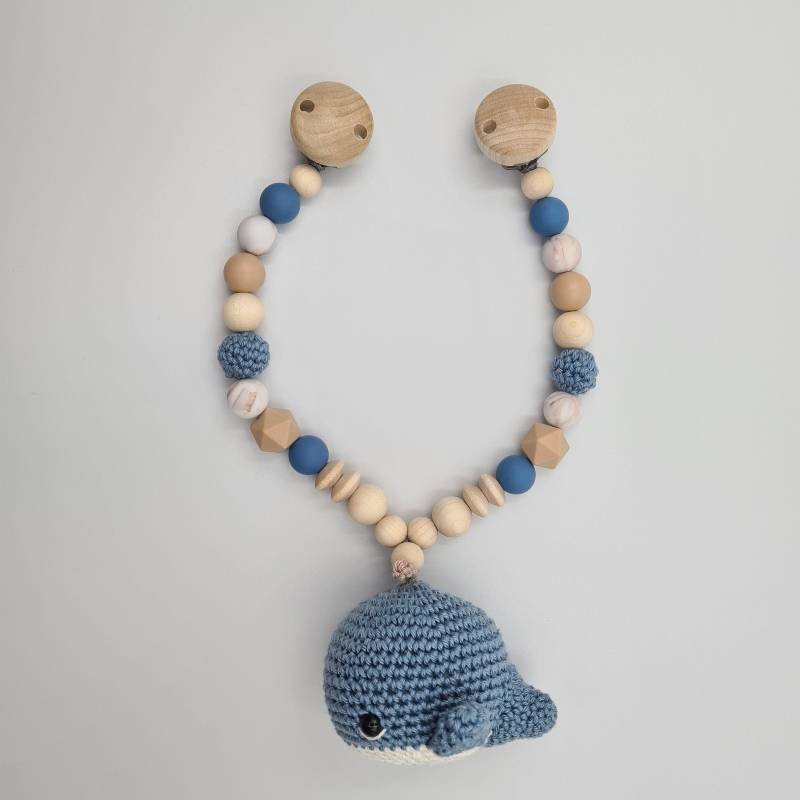 Kinderwagenkette Ocean Mit Gehäkeltem Wal von Etsy - CarosBabyzauber
