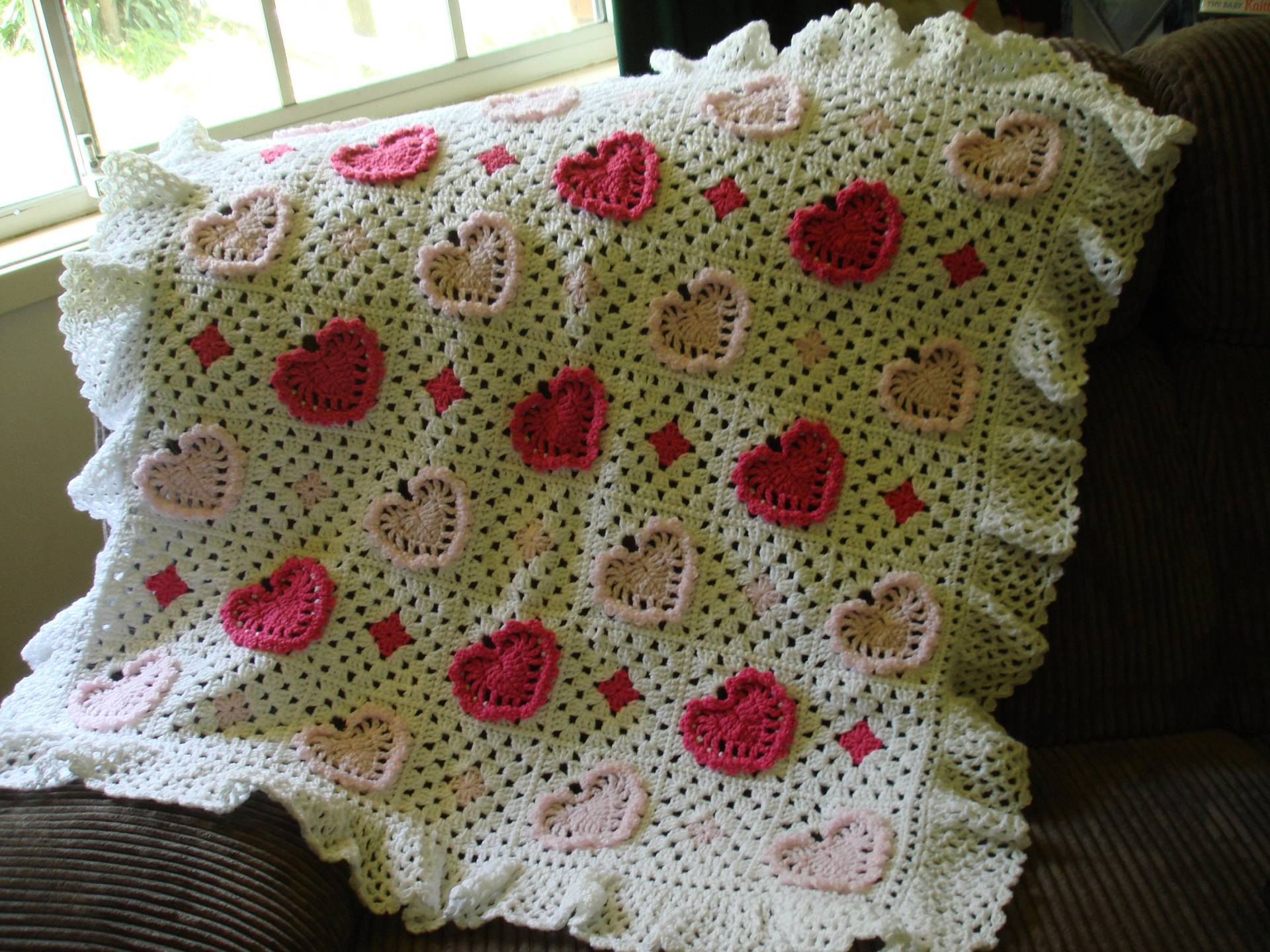 Baby Decke Für Mädchen Gehäkelt in 8 Fädigem Acrylgarn Rosa, Rosa Und Weiß von Etsy - CazzieMay