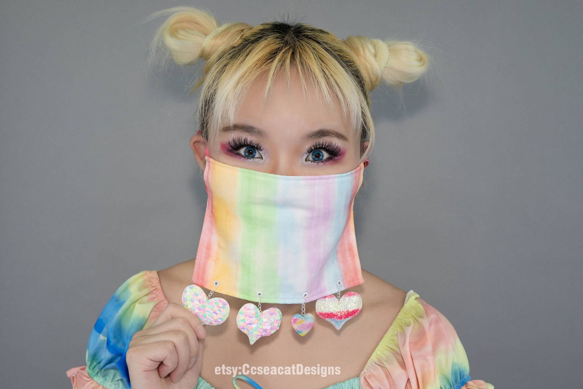 Regenbogen Farbe Kawaii Niedlich Glänzende Herzen Gesichtsmaske Bedeckung Für Valentinstag Regenbogen Farbe Kawaii Niedlich Glänzende Herzen Gesichtsmaske Bedeckung Für Valentinstag von Etsy - CcseacatDesigns