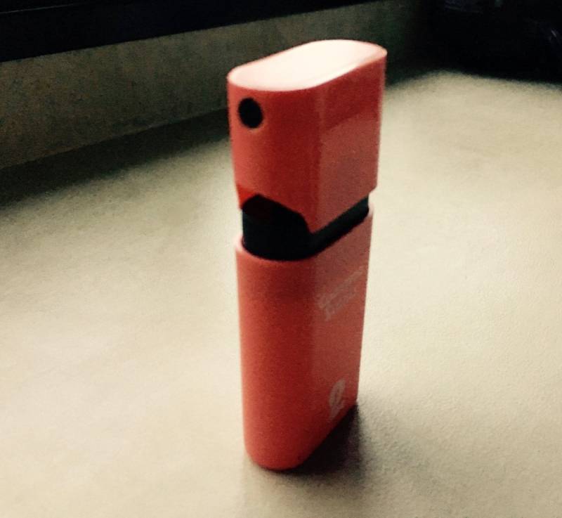 Rosa Plastik Vintage Geldbörse Parfüm Zerstäuber von Etsy - CelinesAttic