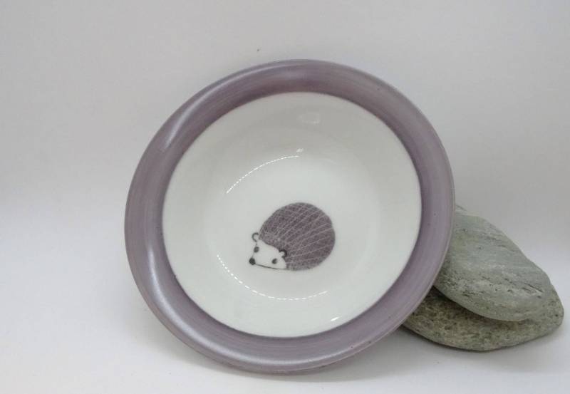 Babyteller Aus Porzellan Mit Einem Kleinen Grauen Igel, Geburtsgeschenk Zum Personalisieren von Etsy - CeminaKafe