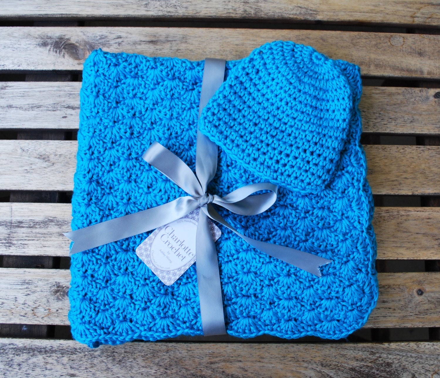 Baby Decke Mit Passender Mütze - Mintblau | Versandfertig von Etsy - CharlotteCrochet