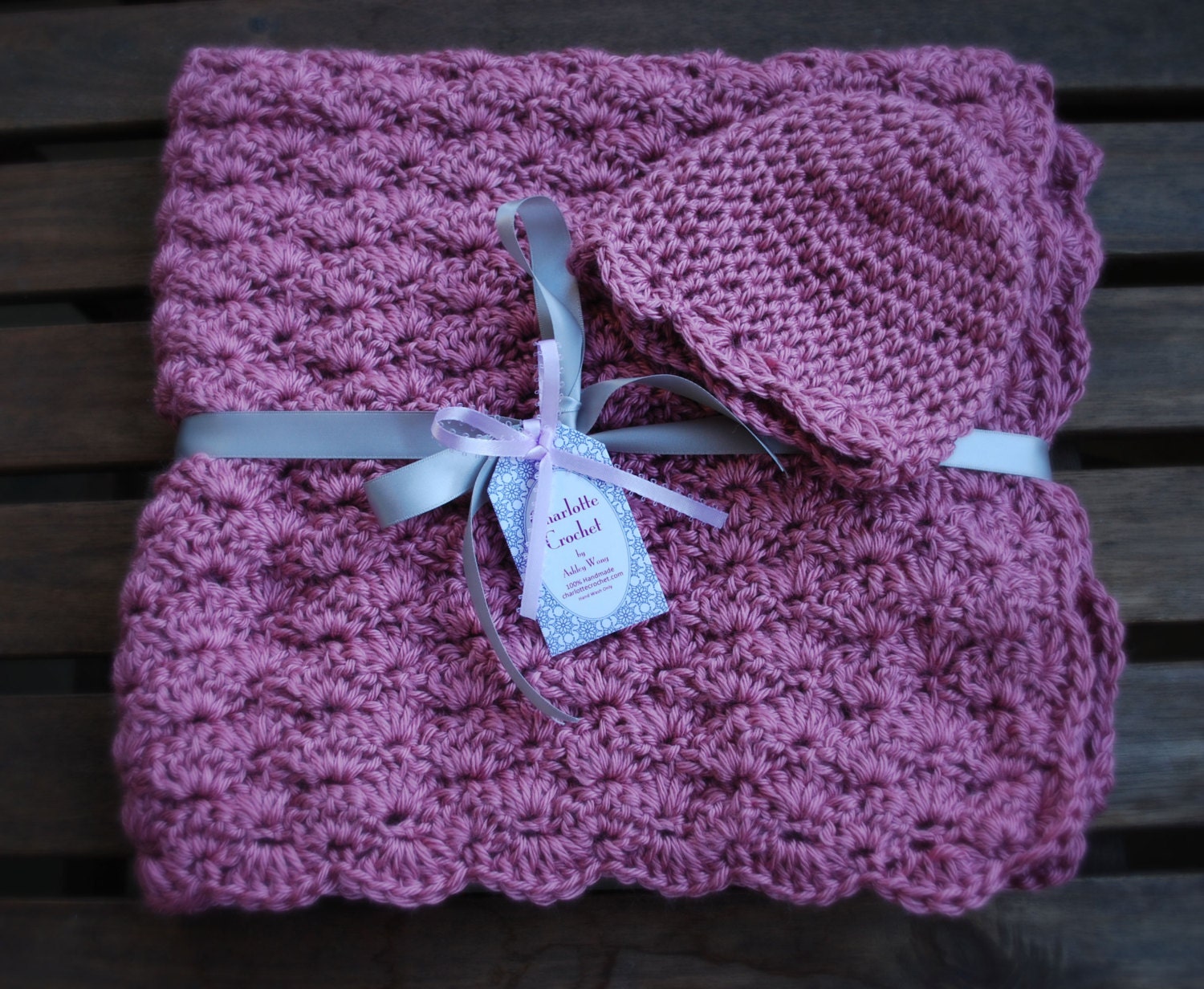 Gehäkelte Babydecke Mit Passender Mütze - Pflaumenwein von Etsy - CharlotteCrochet