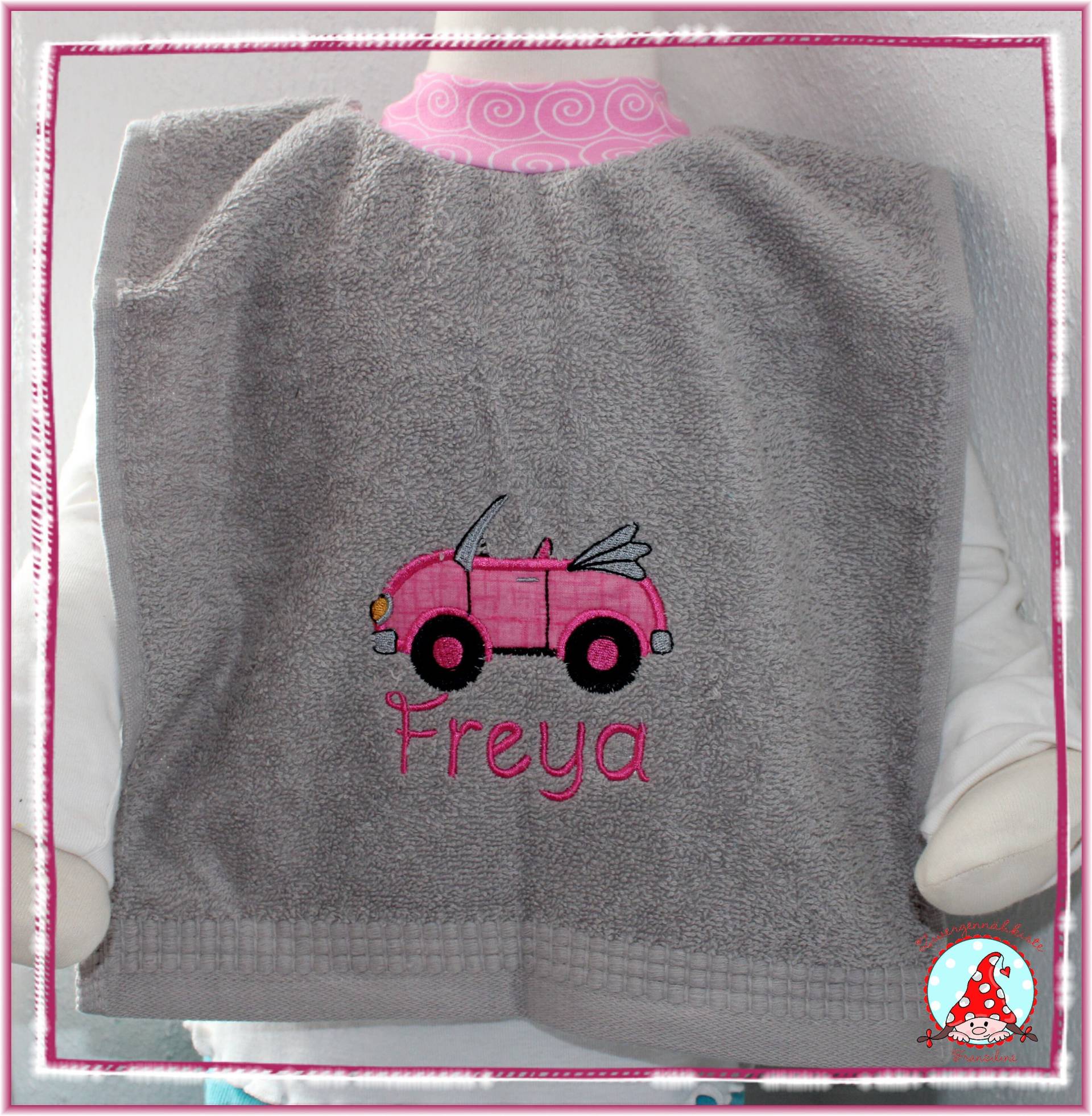 Handtuch Lätzchen Mit Name Und Motiv Bib Sabberlatz Xxl Latz Schlupflätzchen Großes Handtuch Lätzchen Mit Name Und Motiv Bib Sabberlatz Xxl Latz Schlupflätzchen Großes von Etsy - CheyennenShop