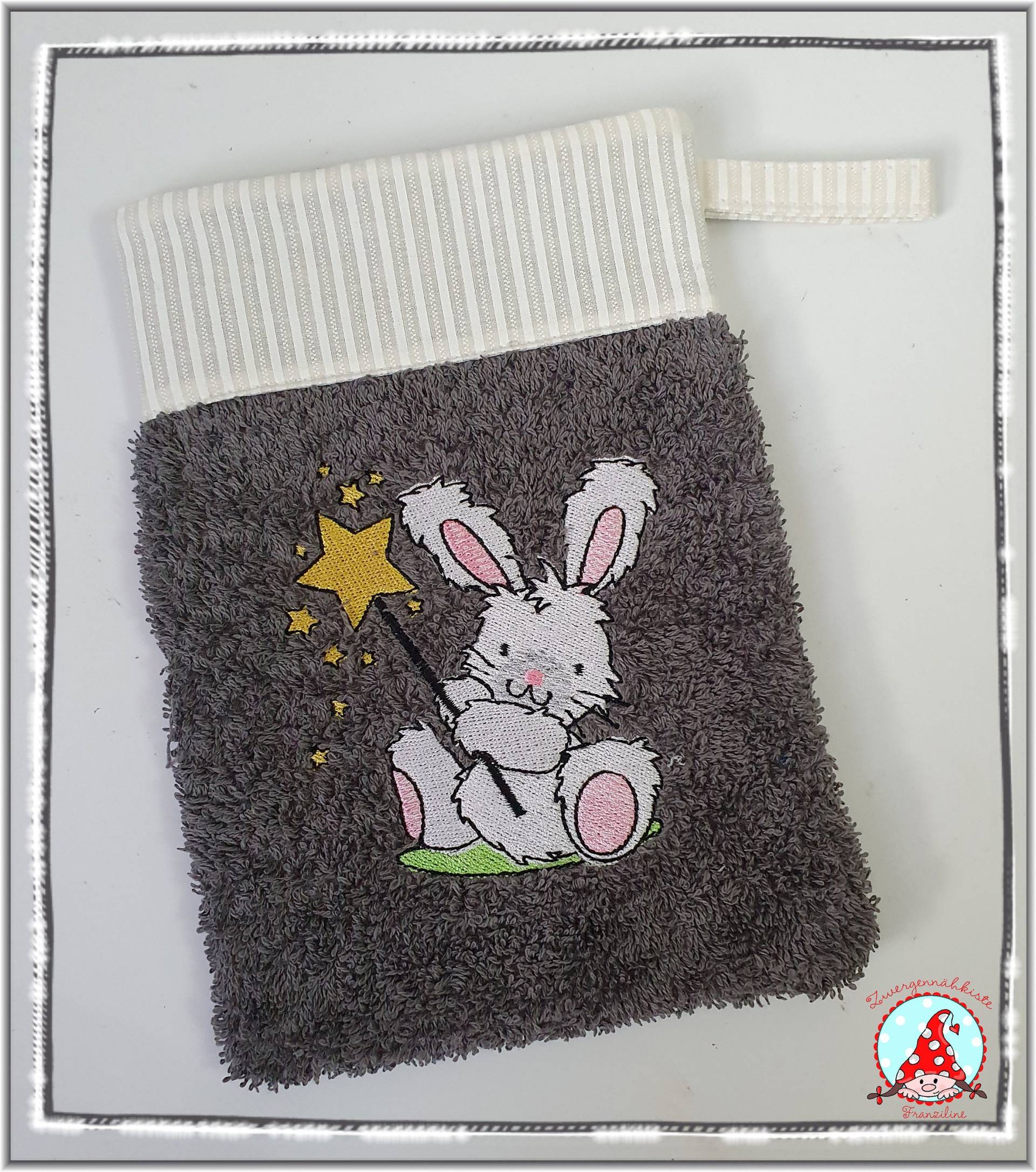 Waschlappen Mit Namen & Wunschmotiv Waschhandschuhn Für Baby Kinder Waschlappen Mit Namen & Wunschmotiv Waschhandschuhn Für Baby Kinder von Etsy - CheyennenShop
