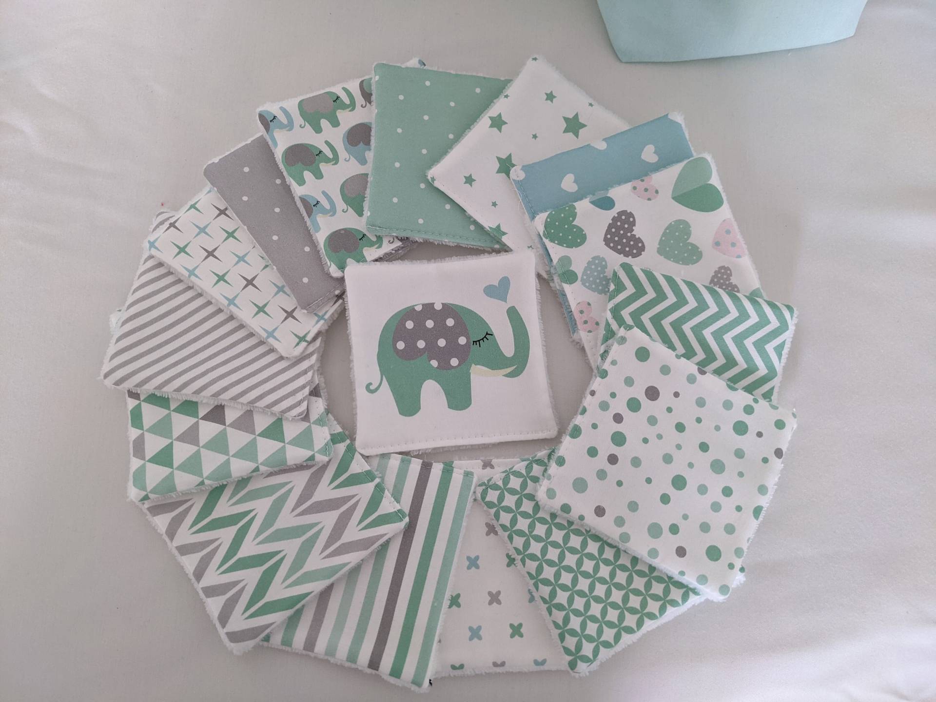 Waschbare Babytücher Mit Blauem Und Mintgrünem Elefantenmuster - Bio-Baumwolle Wiederverwendbar Umweltfreundliche Geschenkidee Zur Geburt von Etsy - ChezMelleAnge