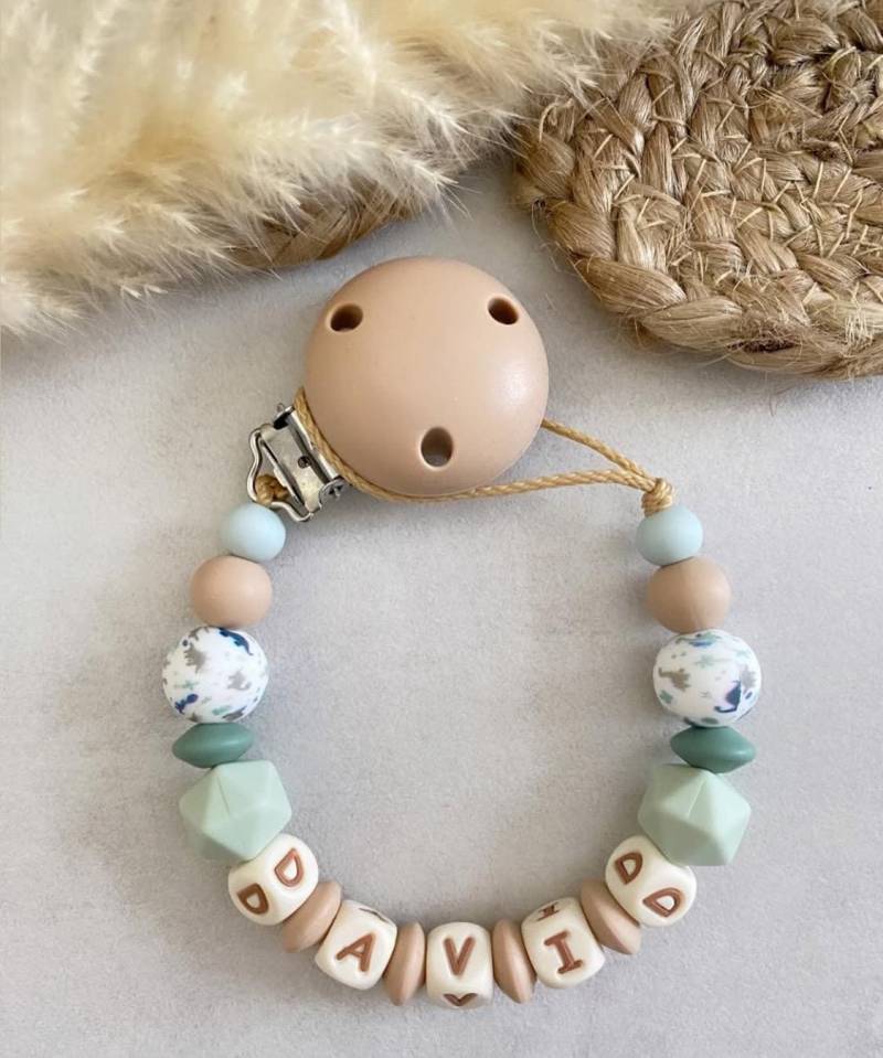 Schnullerkette Mit Name Personalisiert Junge Dino von Etsy - ChriluzaShop