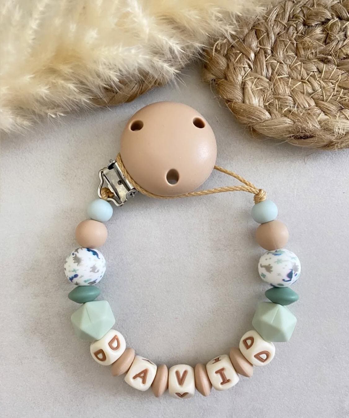 Schnullerkette Mit Name Personalisiert Junge Dino von Etsy - ChriluzaShop