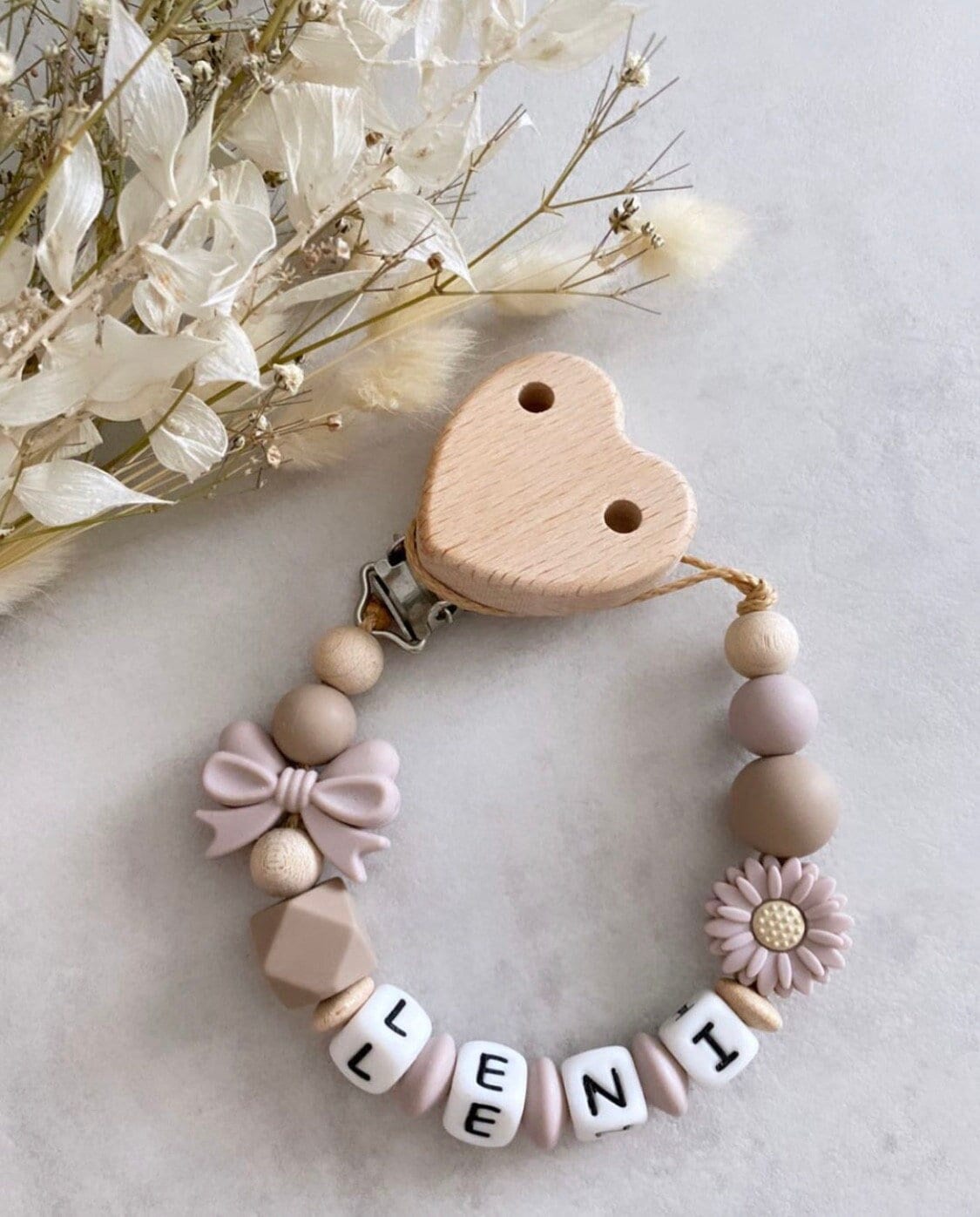 Schnullerkette Mit Name Personalisiert Mädchen Kinderwagenkette Set Blume Herz Schnullerkette Mit Name Personalisiert Mädchen Kinderwagenkette Set Blume Herz von Etsy - ChriluzaShop