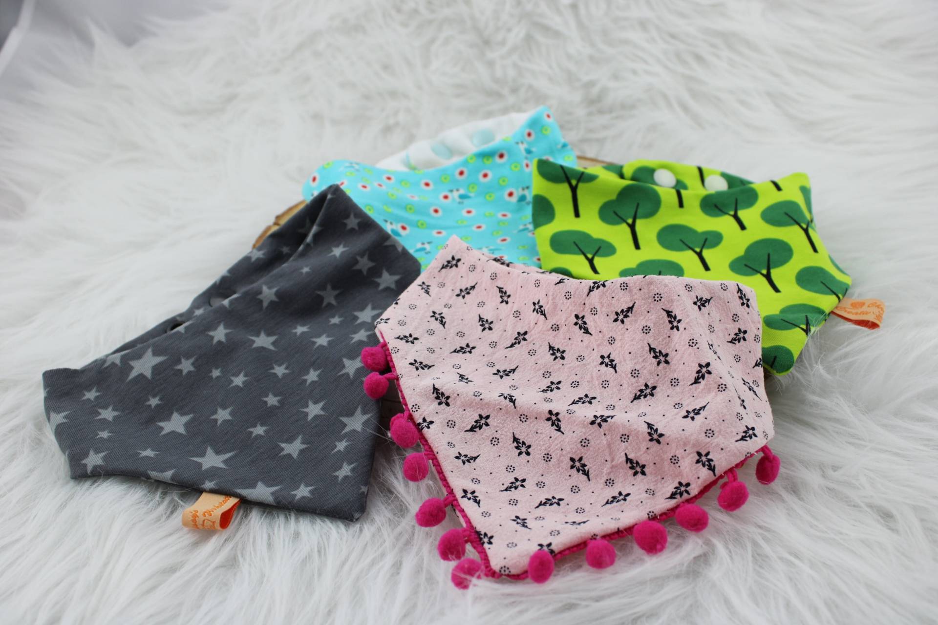Baby Halstuch Dreieckstuch Schal Lätzchen Baby Halstuch Dreieckstuch Schal Lätzchen von Etsy - ChrissysCreativ