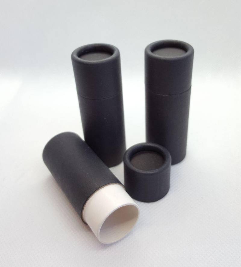 60 Stück Schwarzes Papier Lippenbalsam Schlauch | 15G von Etsy - Cinealta