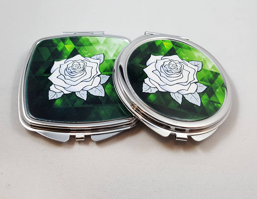 Grüne Und Weiße Taschenspiegel Mit Weißer Rose, Personalisierte Taschenspiegel, Brautjungferngeschenke, Einzigartige Geschenke von Etsy - ClassicDesignsGifts