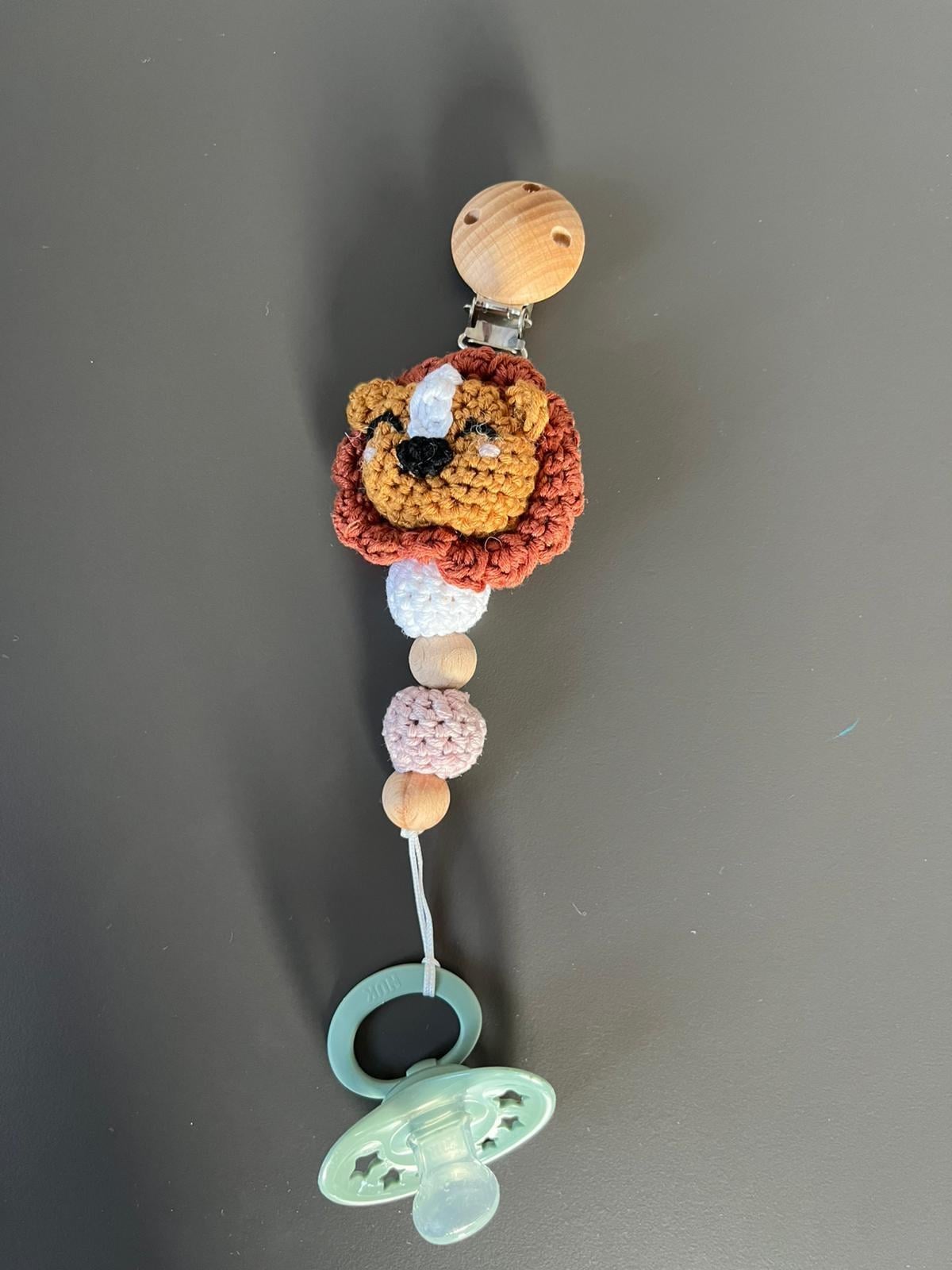 Handgehäkelte Schnullerkette - Perfektes Geschenk Zur Geburt von Etsy - ClaudiaDesignLab