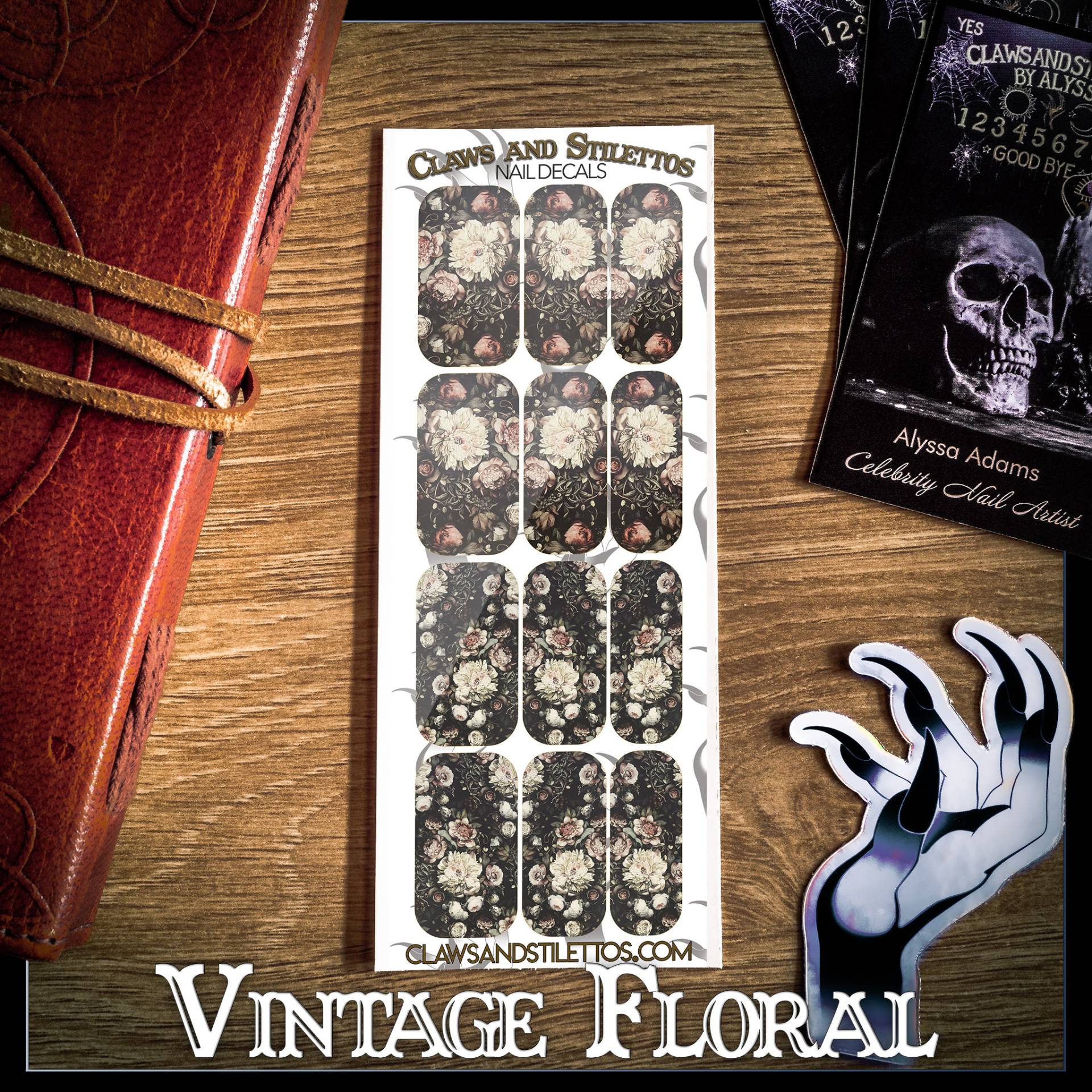 Vintage Floral Vintage Floral von Etsy - ClawsandStilettosLLC