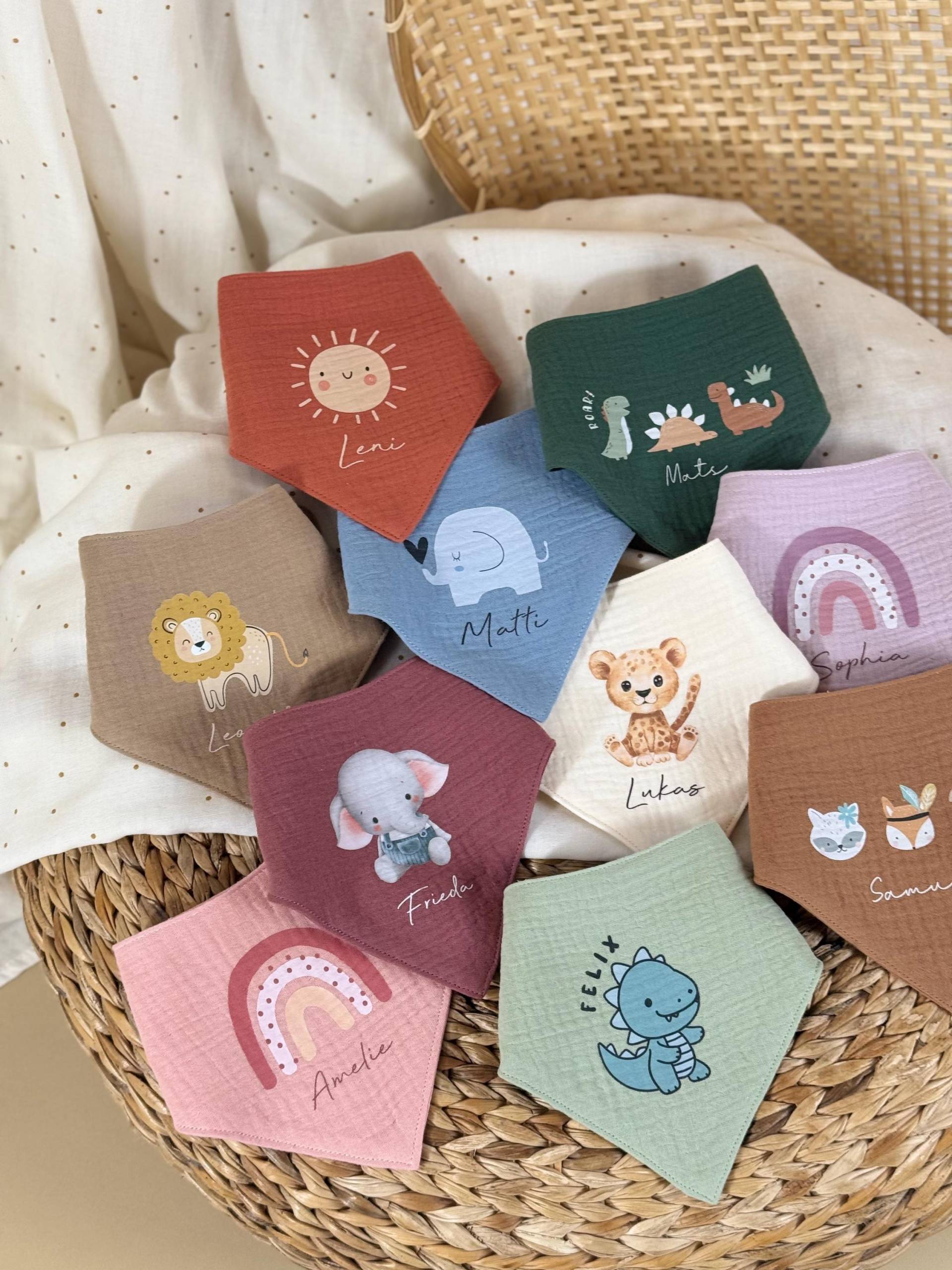 Namenstücher Personalisierbare Halstücher Aus Musselin Baby Und Kleinkind Dreieckstücher Spucktücher Baumwolle Lätzchen Gaze, Bild, Geschenk Namenstücher Personalisierbare Halstücher Aus Musselin Baby Und Kleinkind Dreieckstücher Spucktücher Baumwolle Lätzchen Gaze, Bild, Geschenk von Etsy - CleoNoah