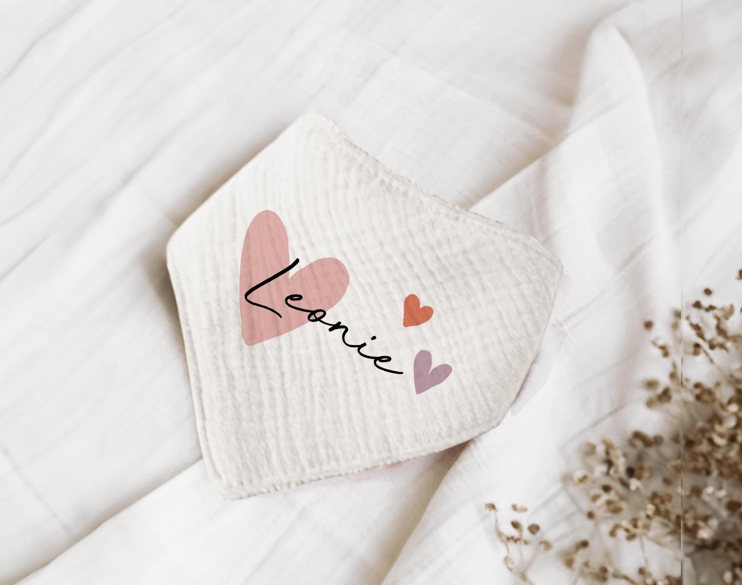 Namenstücher Personalisierbare Halstücher Aus Musselin Baby Und Kleinkind Dreieckstücher Spucktücher Baumwolle Lätzchen Gaze, Bild, Geschenk Namenstücher Personalisierbare Halstücher Aus Musselin Baby Und Kleinkind Dreieckstücher Spucktücher Baumwolle Lätzchen Gaze, Bild, Geschenk von Etsy - CleoNoah