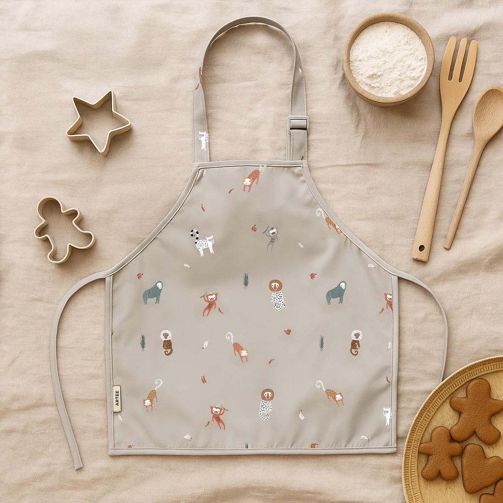 Schürze Kittel Lätzchen Kind Baby Zum Kochen, Malen, Basteln Wasserfest, Wasserabweisend, Beschichtet, Geschenk, Geburtstag, Plätzchenbacken Schürze Kittel Lätzchen Kind Baby Zum Kochen, Malen, Basteln Wasserfest, Wasserabweisend, Beschichtet, Geschenk, Geburtstag, Plätzchenbacken von Etsy - CleoNoah
