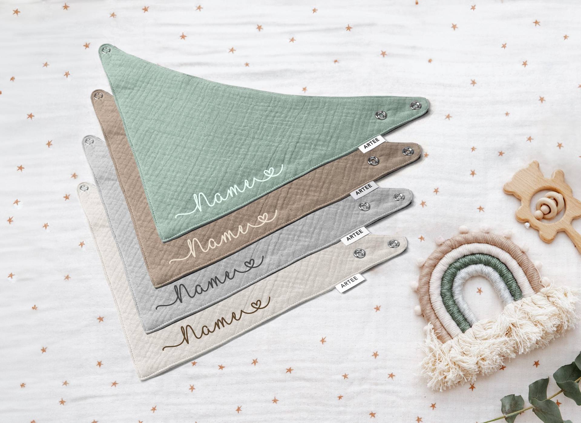 Set 4 Stück Personalisierbar Musselin Baby Und Kleinkind Halstücher Dreieckstücher Spucktücher Baumwolle Lätzchen Gaze, Geschenk Set 4 Stück Personalisierbar Musselin Baby Und Kleinkind Halstücher Dreieckstücher Spucktücher Baumwolle Lätzchen Gaze, Geschenk von Etsy - CleoNoah