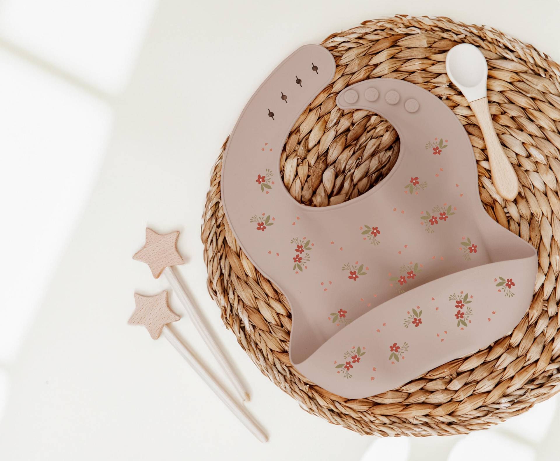 Silikon Lätzchen Mit Auffangtasche Baby Und Kleinkind Onesize Ideal Als Geschenk Zur Geburt, Beikost Start, Taufe, Geburtstag Silikon Lätzchen Mit Auffangtasche Baby Und Kleinkind Onesize Ideal Als Geschenk Zur Geburt, Beikost Start, Taufe, Geburtstag von Etsy - CleoNoah