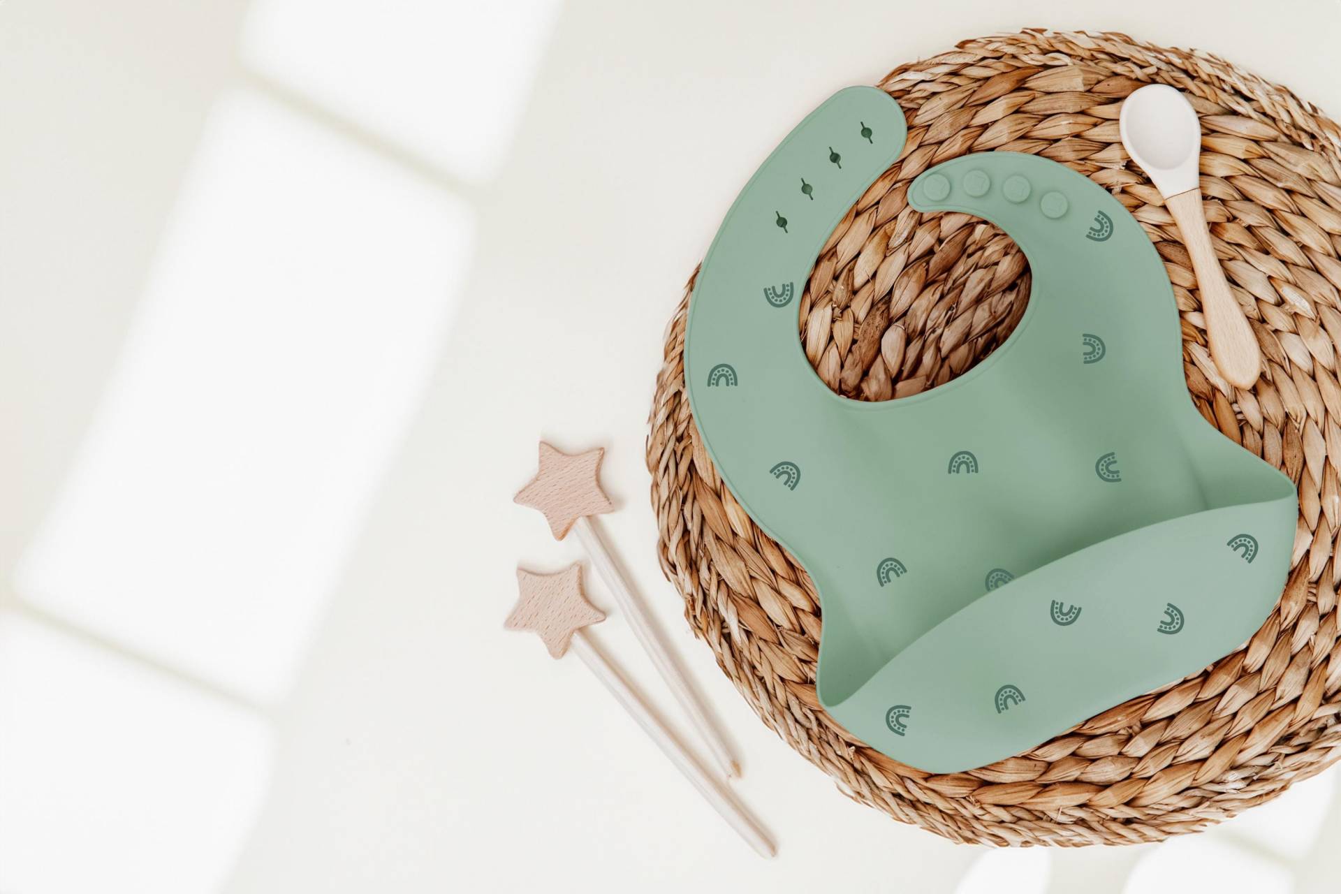 Silikon Lätzchen Mit Auffangtasche Baby Und Kleinkind Onesize Ideal Als Geschenk Zur Geburt, Beikost Start, Taufe, Geburtstag Silikon Lätzchen Mit Auffangtasche Baby Und Kleinkind Onesize Ideal Als Geschenk Zur Geburt, Beikost Start, Taufe, Geburtstag von Etsy - CleoNoah