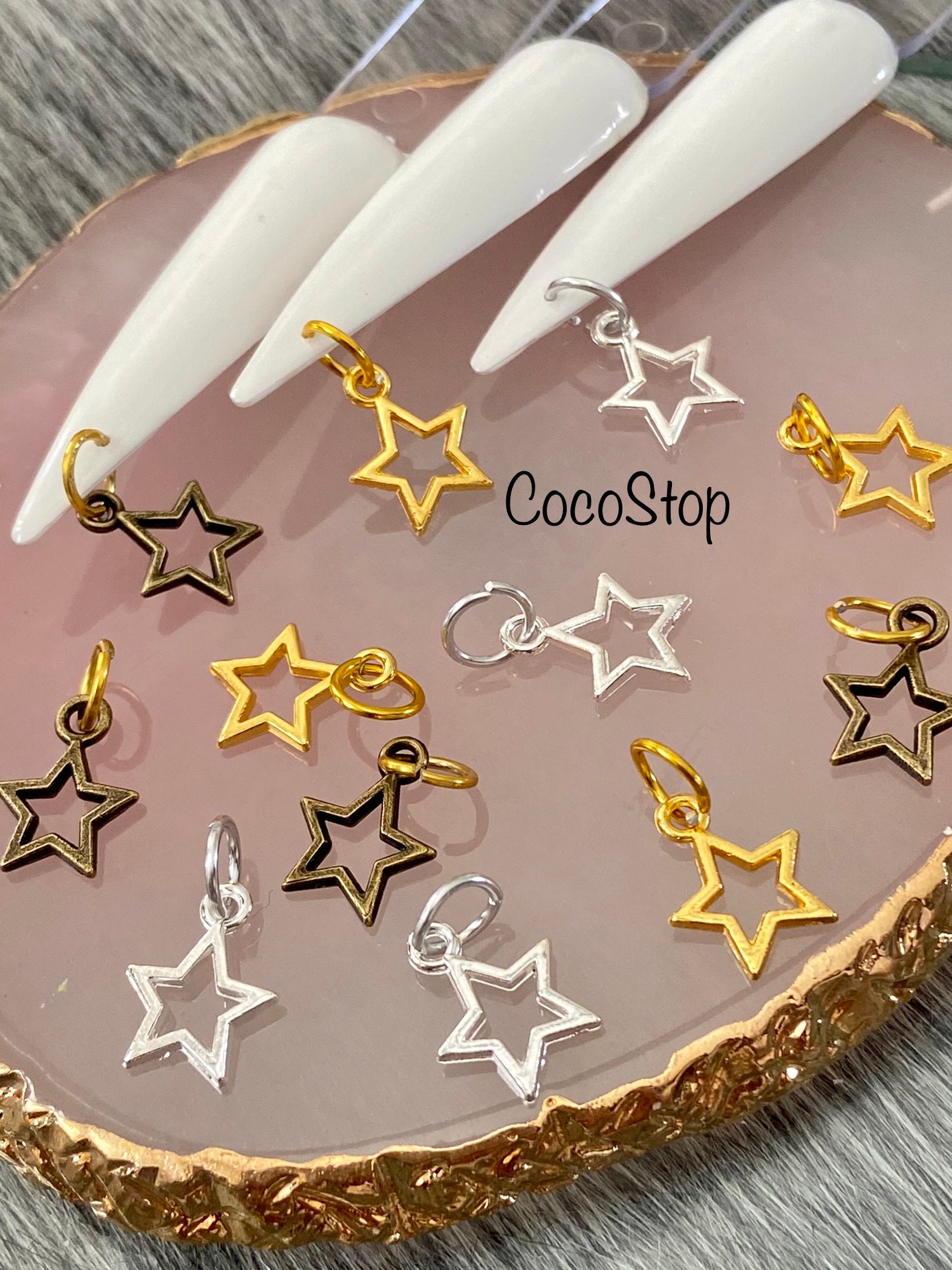 10.05.20 Baumelnder Nagel Stern Weihnachtsnagel Charms 3D Für Nail Art Zuhause Diy Handwerk Dekorationen 10.05.20 Baumelnder Nagel Stern Weihnachtsnagel Charms 3D Für Nail Art Zuhause Diy Handwerk Dekorationen von Etsy - CocoStop