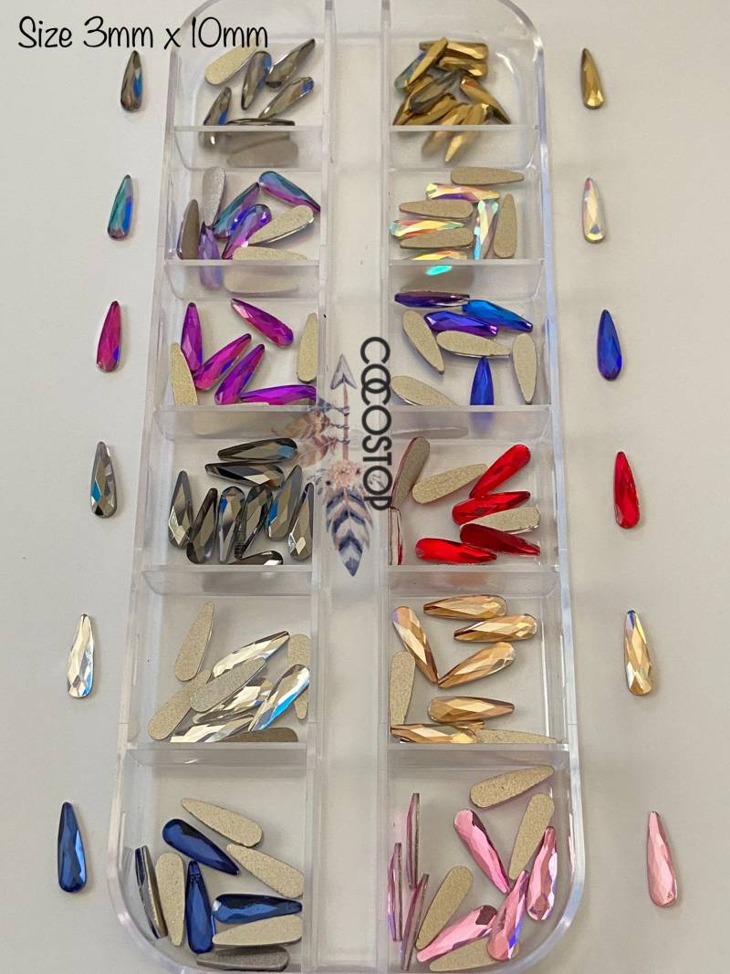 120 Stück Lange Tropfenform Nagel Strass Box von Etsy - CocoStop