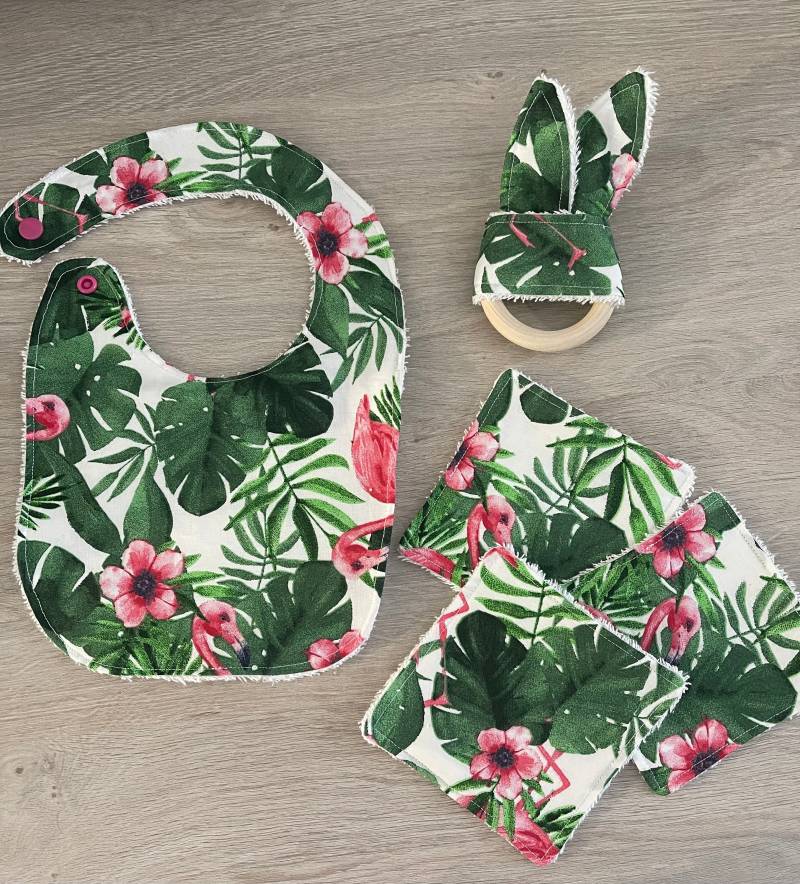 Geburtsgeschenk - Lätzchen Beißring von Etsy - CofiaCreations