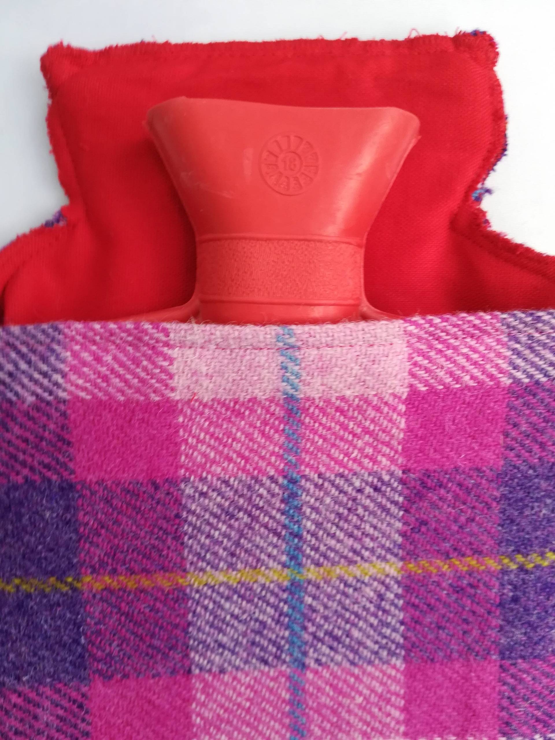 Harris Tweed Wärmflaschenwärmer von Etsy - CollaredbyMark