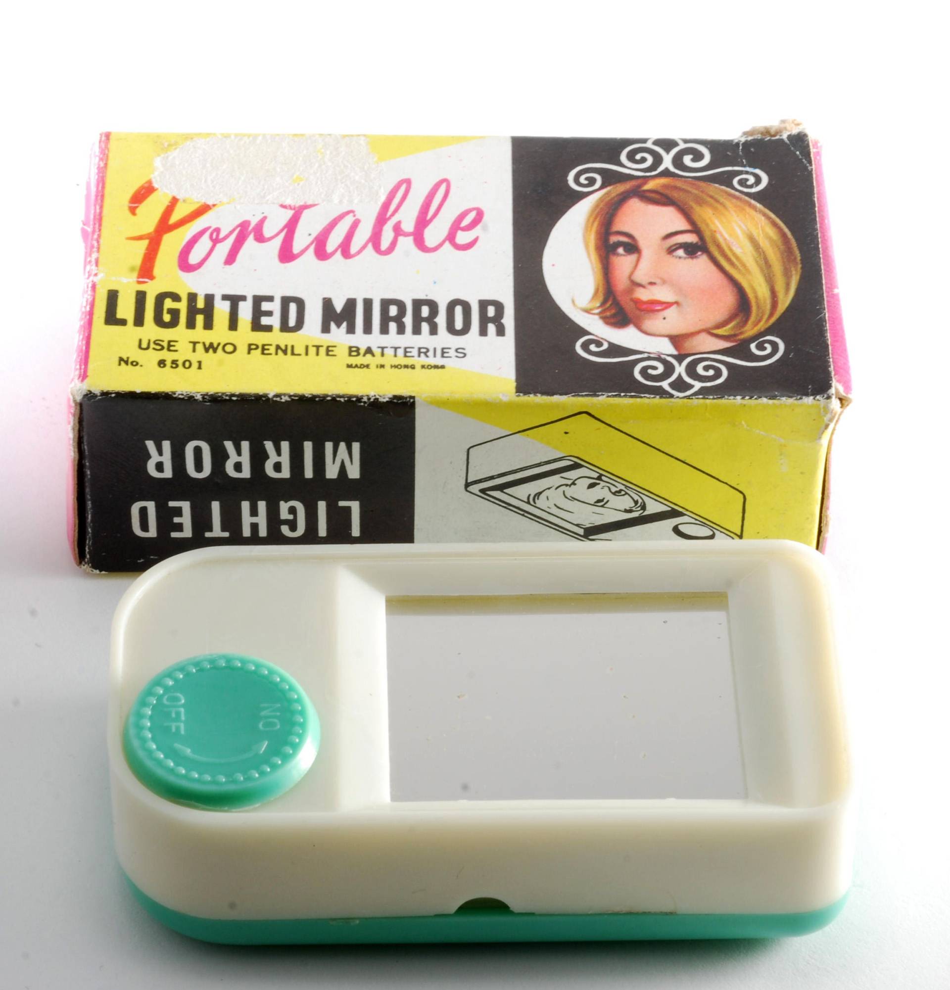 Vintage Forda Portable Beleuchteter Spiegel Sammlerstück #6501 Nos Boxed Hong Kong von Etsy - CollectorsUtopia