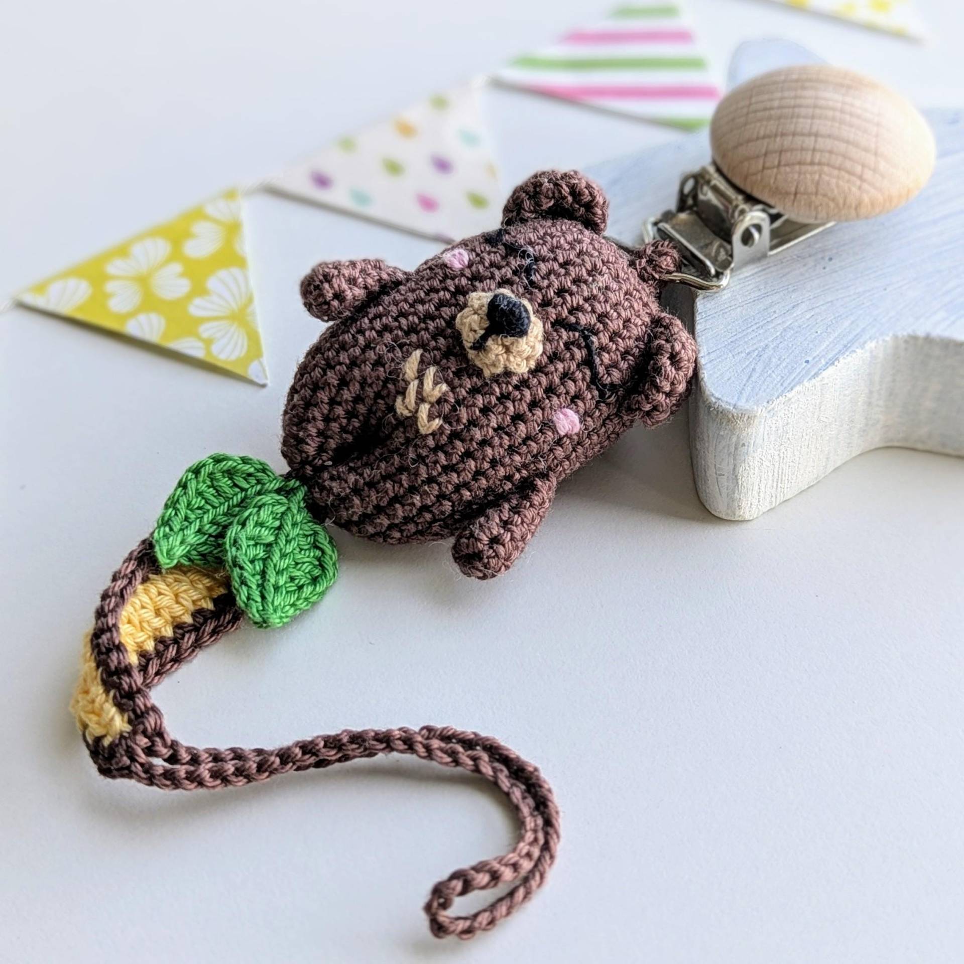 Häkeln Schnullerkette Mit Bär von Etsy - ColoredYarn