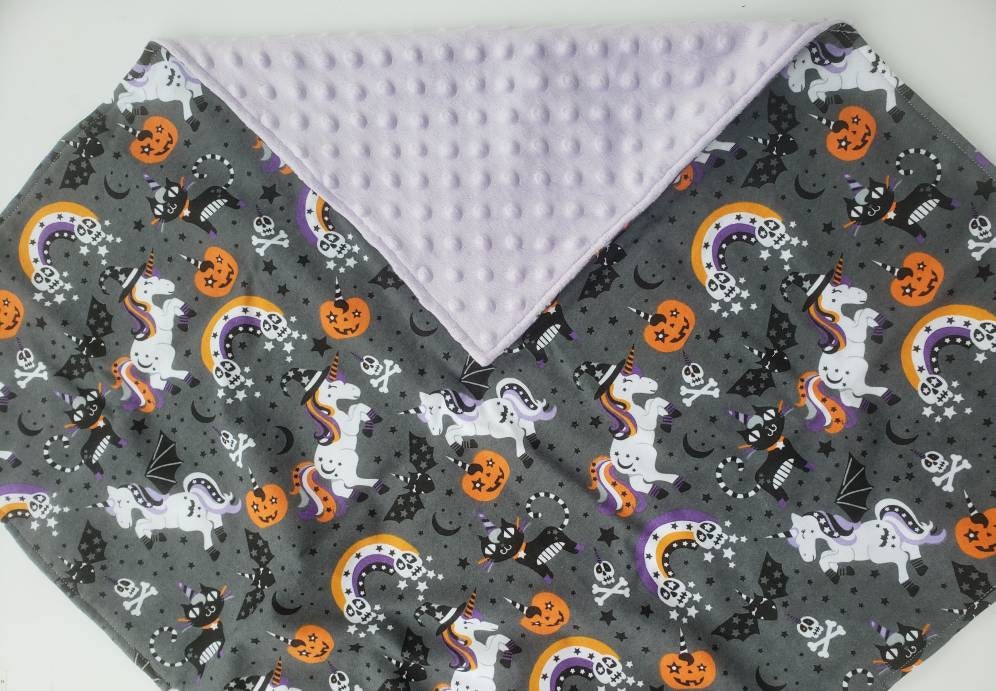 Baby Lovey, Beißdecke, Sicherheitsdecke, Halloween Lovey Mit Anhängern, Fledermaus, Für Kinder, Beißer, Halloween, Einhorn, Katze von Etsy - ComfortingTreasures