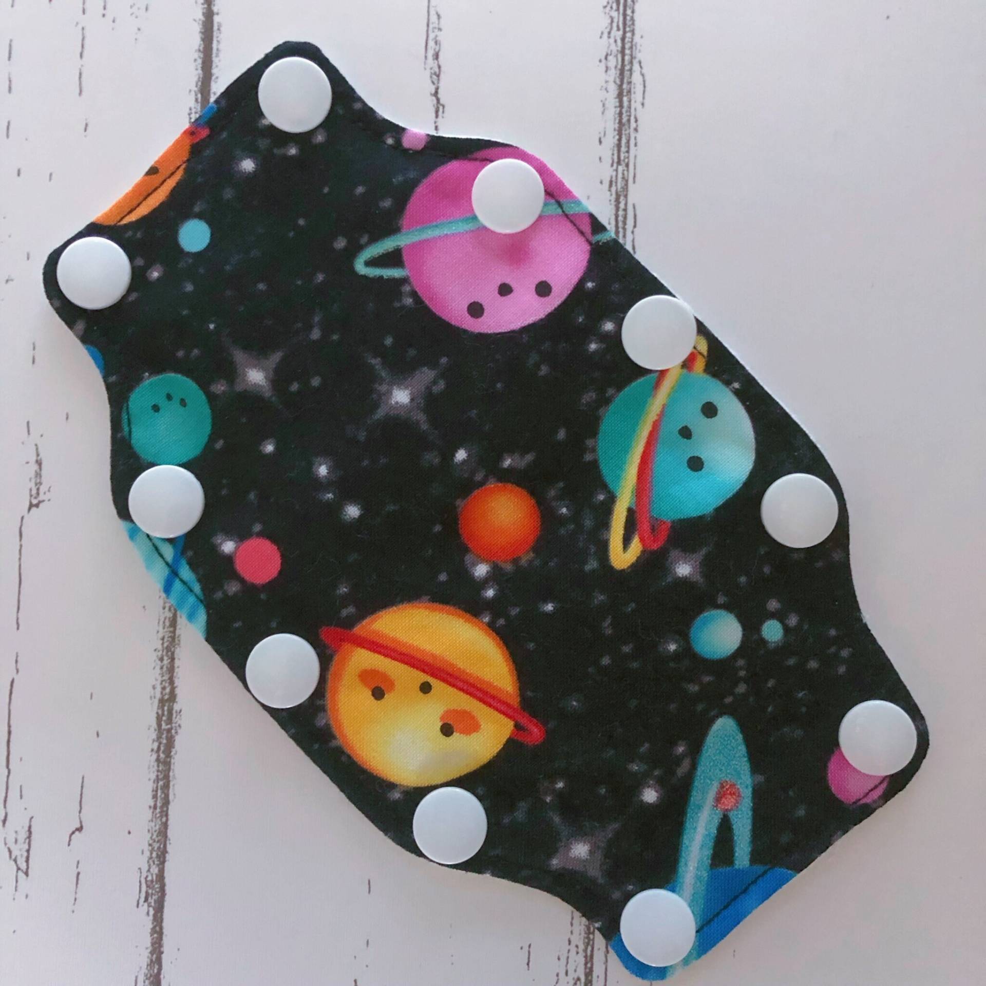 Speiseröhren-Portabdeckung "Planeten" von Etsy - Comforttubies