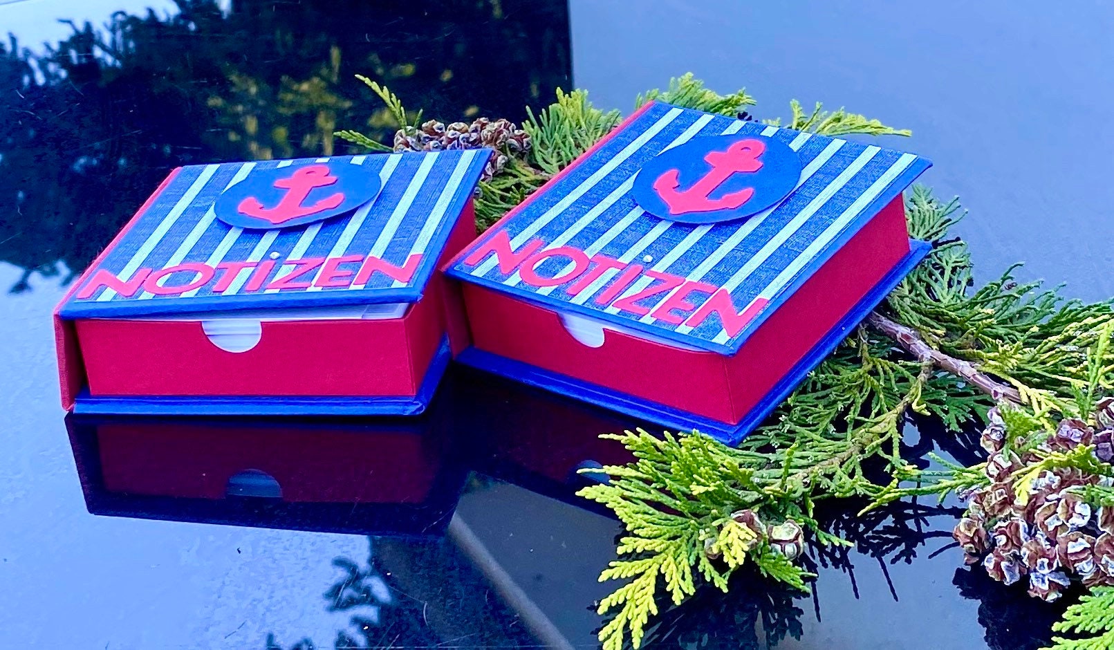Notizzettelbox Mit Kalender Und Grußkarte Notizzettelbox Mit Kalender Und Grußkarte von Etsy - CoolesausPapier