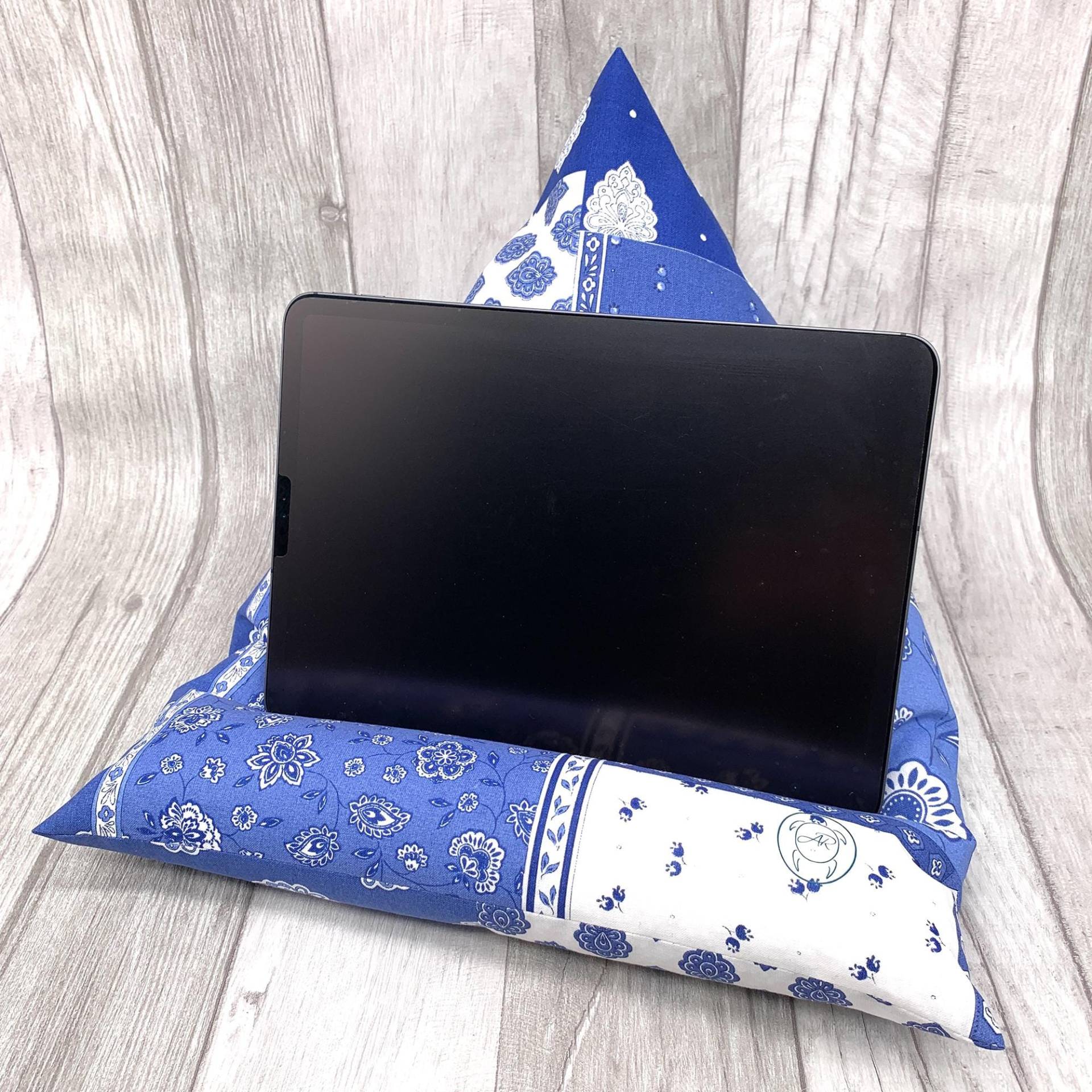 Formbares Lesekissen Patchworkmuster, Leichtes Tabletkissen, Weiche Buchstütze, Geschenkidee, in 2 Verschiedene Farben, Produkt Der Provence Formbares Lesekissen Patchworkmuster, Leichtes Tabletkissen, Weiche Buchstütze, Geschenkidee, in 2 Verschiedene Farben, Produkt Der Provence von Etsy - CoucouChouchouShop
