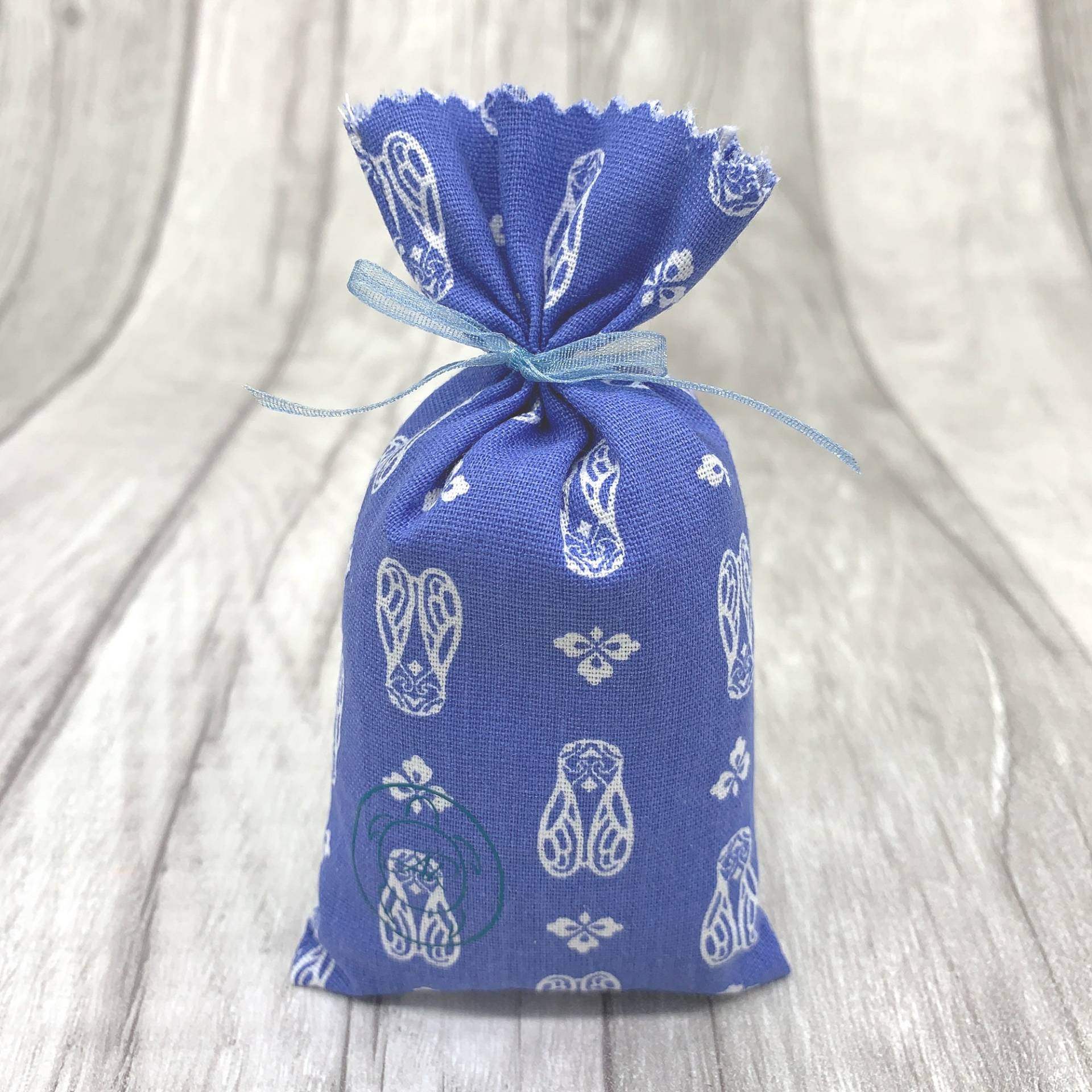 Lavendelsäckchen Mit Zirkadenmuster, Getrocknete Lavendelblüten, Süßes Duftsäckchen, Buntes Gastgeschenk, Produkt Der Provence, in 3 Farben Lavendelsäckchen Mit Zirkadenmuster, Getrocknete Lavendelblüten, Süßes Duftsäckchen, Buntes Gastgeschenk, Produkt Der Provence, in 3 Farben von Etsy - CoucouChouchouShop