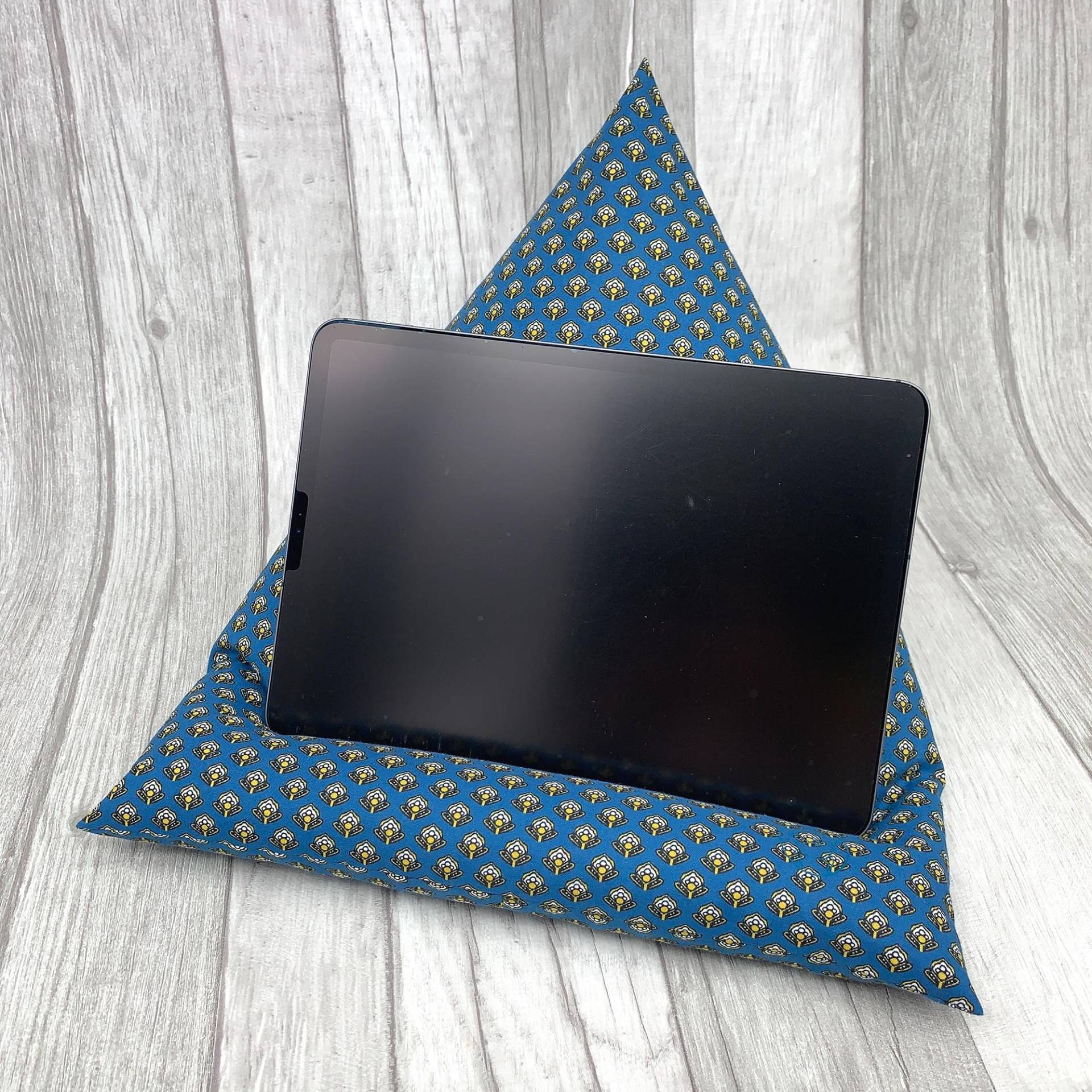 Lesekissen, Geschenk Französisch, Zum Einzug, Tablethalter Bett, Geschenkideen Für Leseratten Lesekissen, Geschenk Französisch, Zum Einzug, Tablethalter Bett, Geschenkideen Für Leseratten von Etsy - CoucouChouchouShop