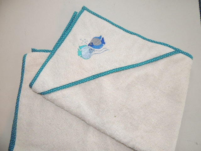 Baby-Bade-Cape Aus Frottee Mit Stickerei Nach Wahl Baby-Bade-Cape Aus Frottee Mit Stickerei Nach Wahl von Etsy - Coudfil