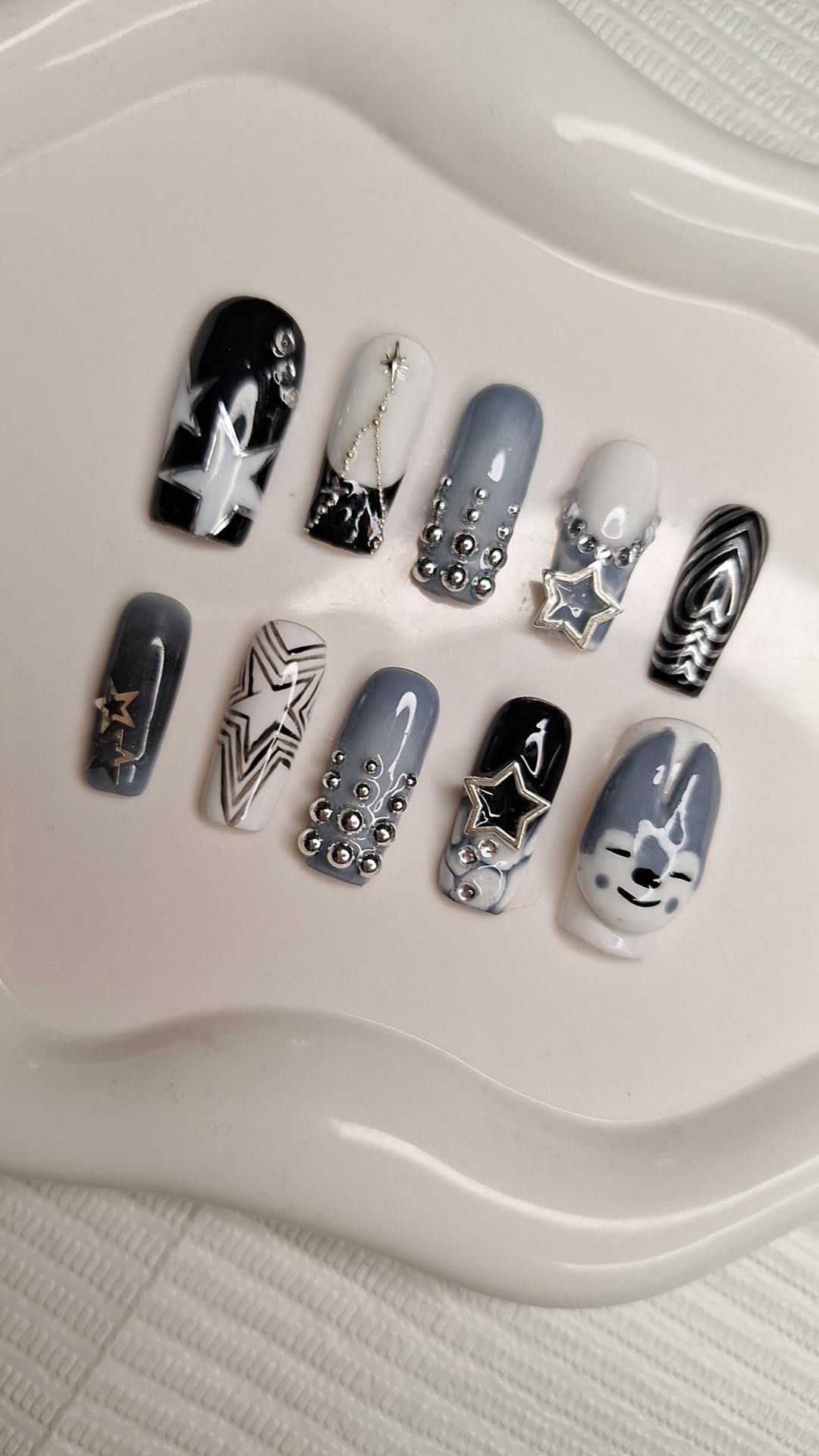 Bangchan Wolfchan Stray Kids Nägel Bangchan Wolfchan Stray Kids Nägel von Etsy - CozyGlossAndMore
