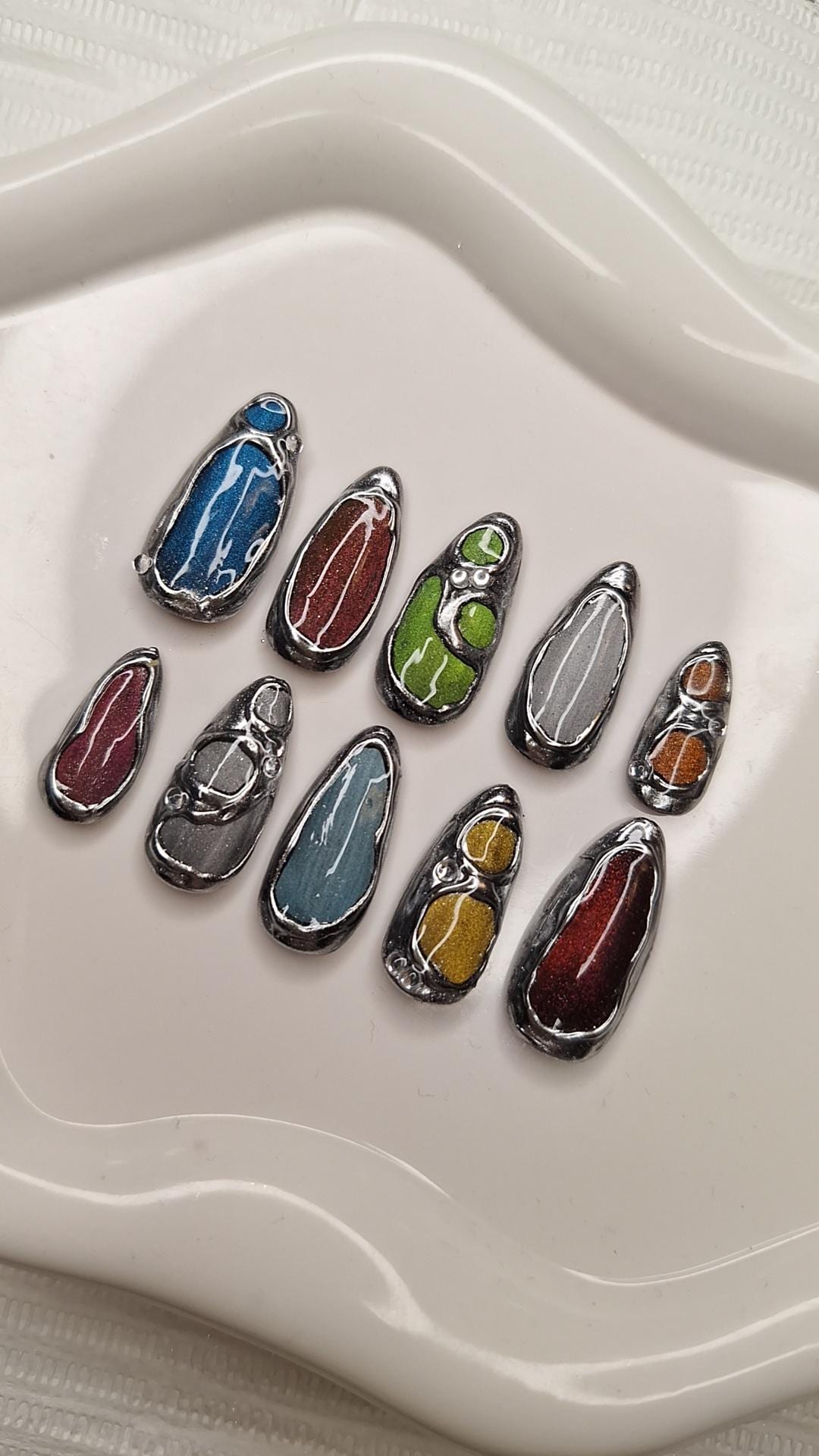 Handgemachte Chrome Juwel Nails, Press On Nägel Mit Cat Eye Regenbogen Optik von Etsy - CozyGlossAndMore