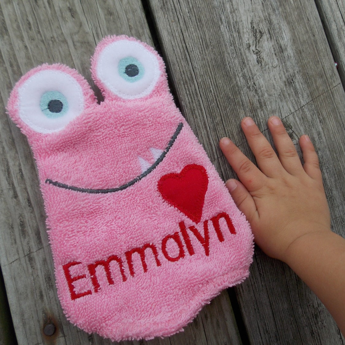 Monster Kinderwaschlappen, Personalisierte Badehandschuh Monogramm Geburtstag Babypartygeschenk, Duschhandschuh Kinderwaschlappen Monster Kinderwaschlappen, Personalisierte Badehandschuh Monogramm Geburtstag Babypartygeschenk, Duschhandschuh Kinderwaschlappen von Etsy - Crafting4Caleb