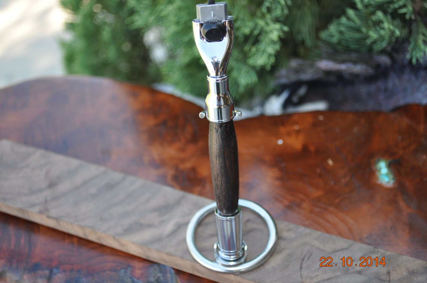 März 3 Rasierer Mit Wenge Griff Und Ständer von Etsy - CrazyBearUSA