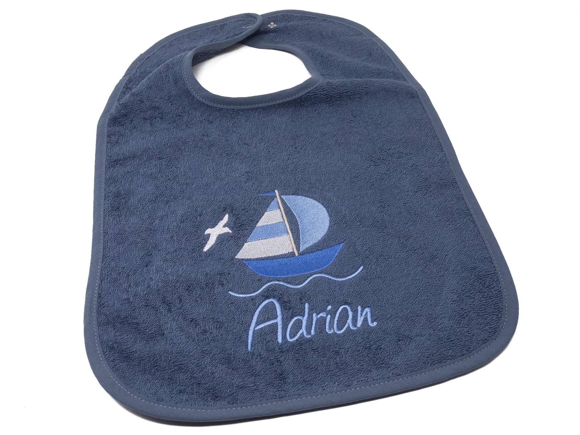 Lätzchen Mit Druckknopf Namen Und Motiv Segelboot, Maritim, Geschenk Zur Taufe, Geburt, Babylätzchen Personalisiert Lätzchen Mit Druckknopf Namen Und Motiv Segelboot, Maritim, Geschenk Zur Taufe, Geburt, Babylätzchen Personalisiert von Etsy - CreateyourCover