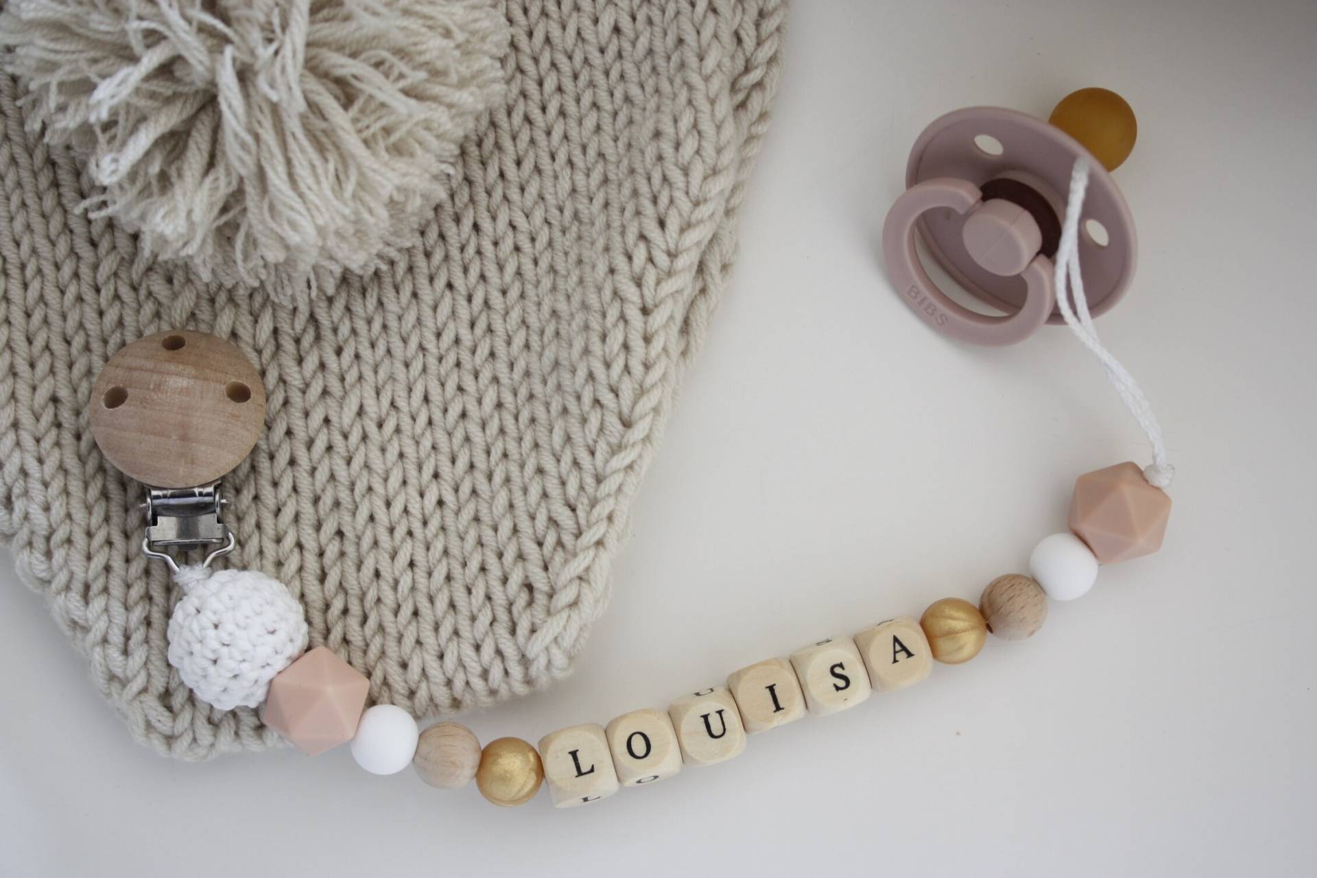 Personalisierter Schnullerclip Aus Silikon Und Holz von Etsy - CreationAngeetNuage