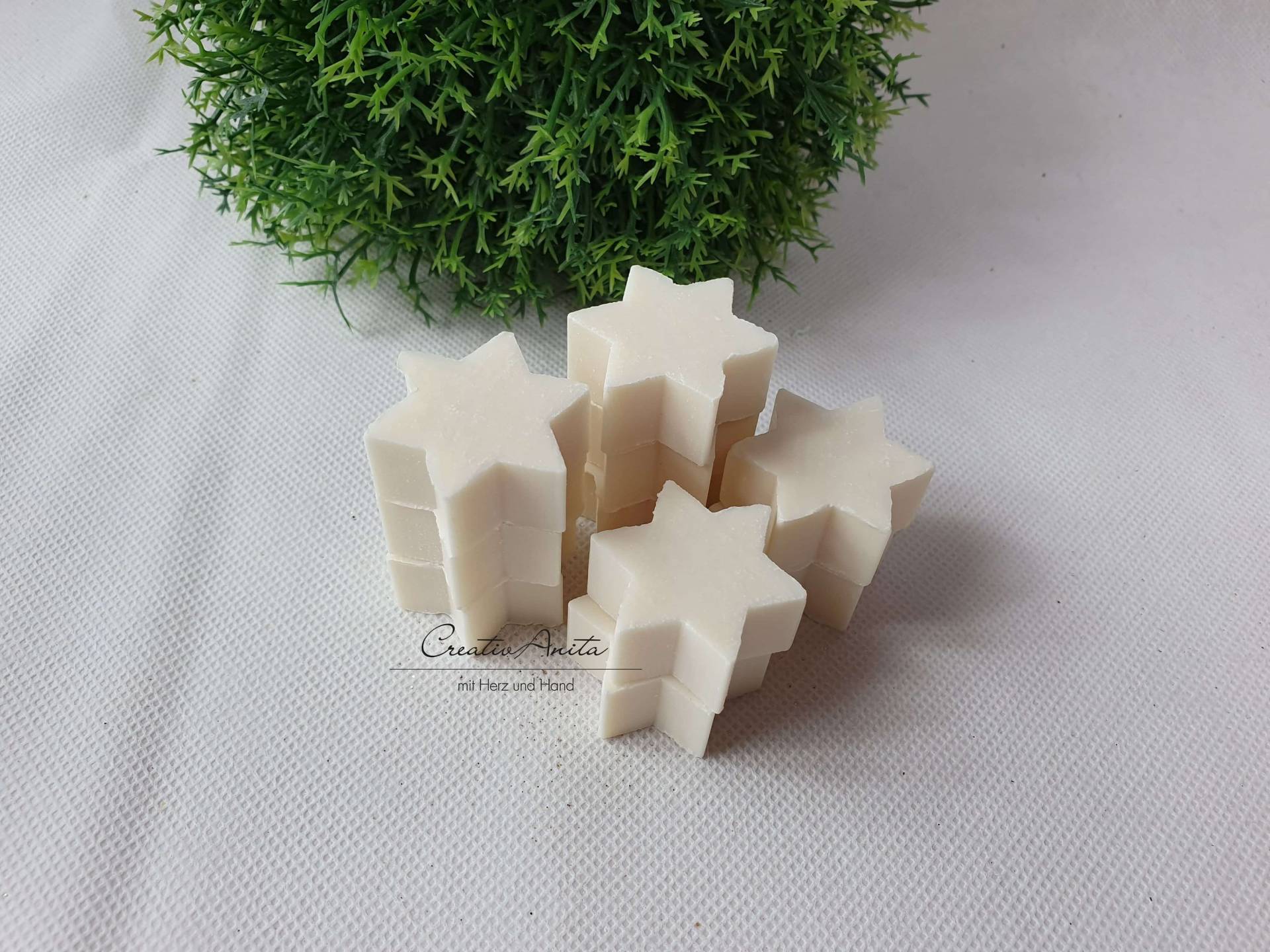 10 St. Sterne Seifensterne Schneerose Gastgeschenke - Weihnachten Schafmilchseife 10 St. Sterne Seifensterne Schneerose Gastgeschenke - Weihnachten Schafmilchseife von Etsy - CreativAnita
