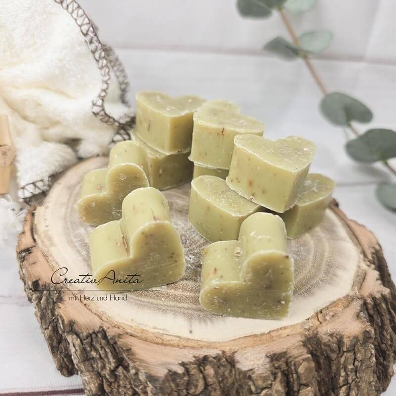 10 Stück - Herzen Mini Seifenherzen -Grün- Kundenpräsente Gastgeschenke Schafmilchseife von Etsy - CreativAnita