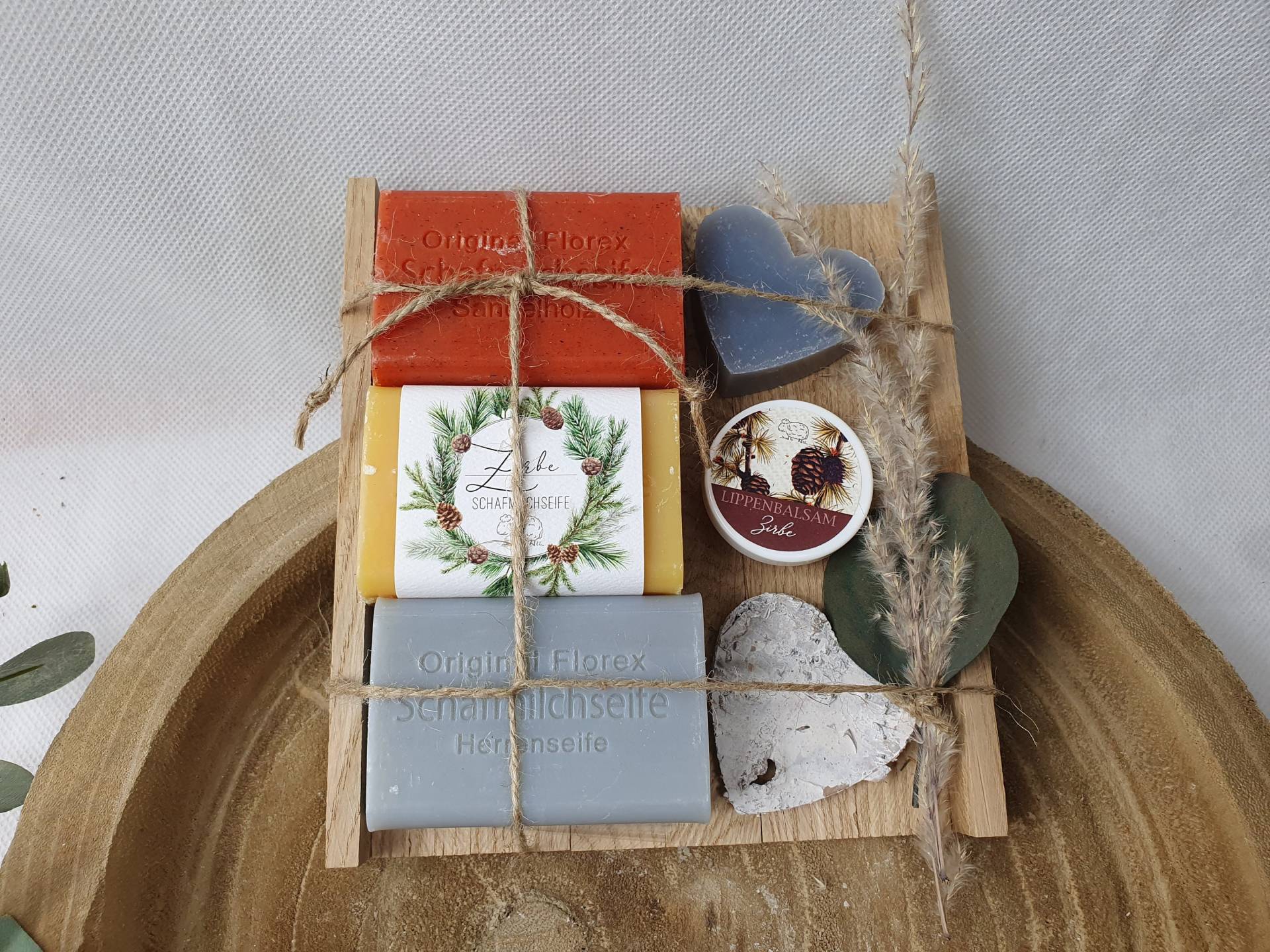 Seifengeschenk Aus Schafmilchseife, Männergeschenk Mit Herben Düften - Herrenseife Seifengeschenk Aus Schafmilchseife, Männergeschenk Mit Herben Düften - Herrenseife von Etsy - CreativAnita