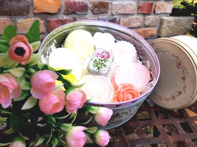 Vintagedose Mit Beautyartikel Als Geschenkbox Nach Auswahl Für Ein Besonderes Geschenk, Einzigartig Handmade, Wellnessgeschenkset Frau von Etsy - CreativesoapsKunst