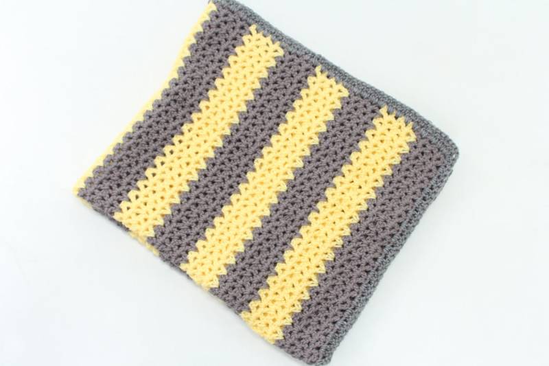 Handgemachte Gehäkelte Babydecke von Etsy - CrochetbylindaShop