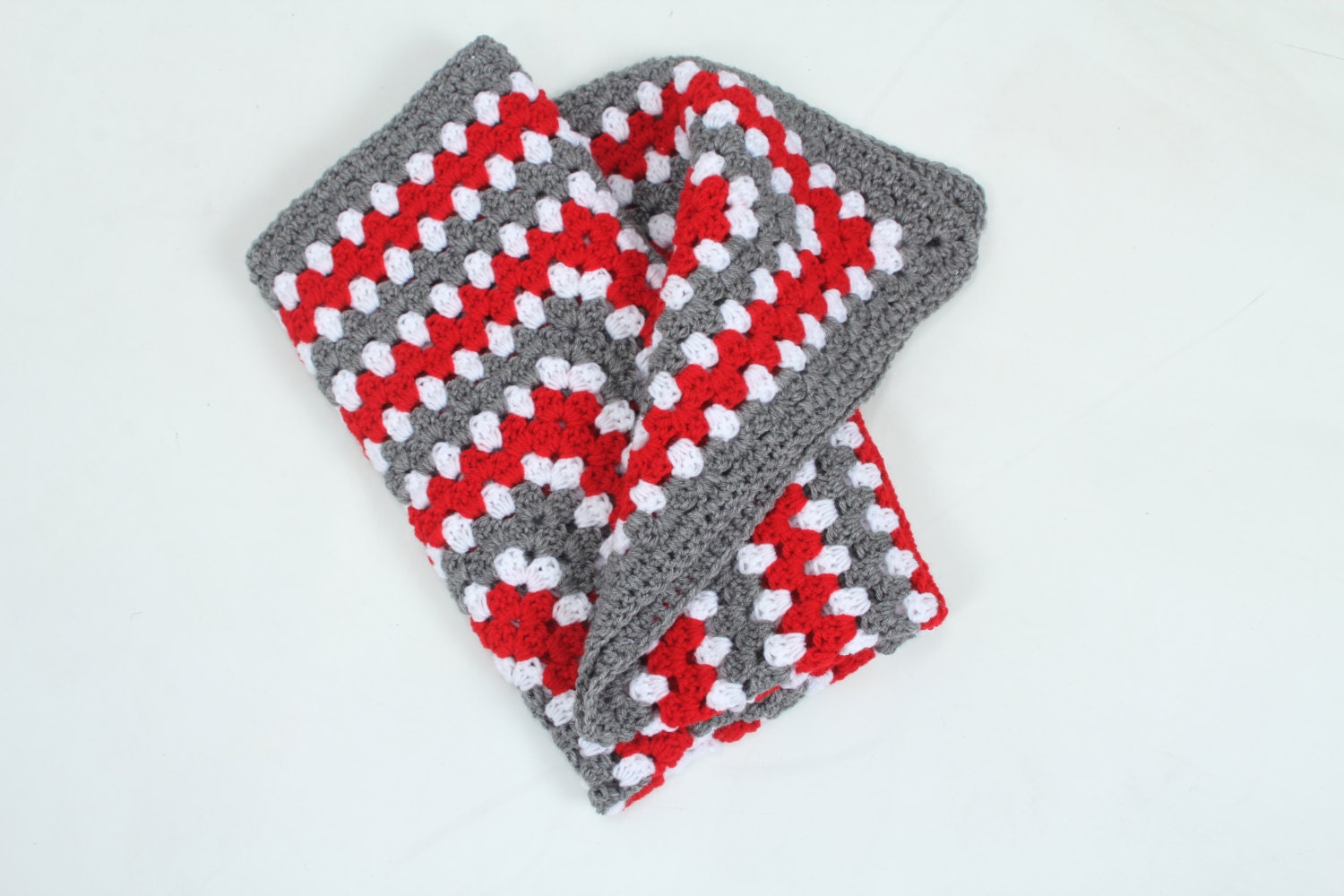 Oma Quadrat Babydecke Gehäkelt Oma Quadrat Babydecke Gehäkelt von Etsy - CrochetbylindaShop
