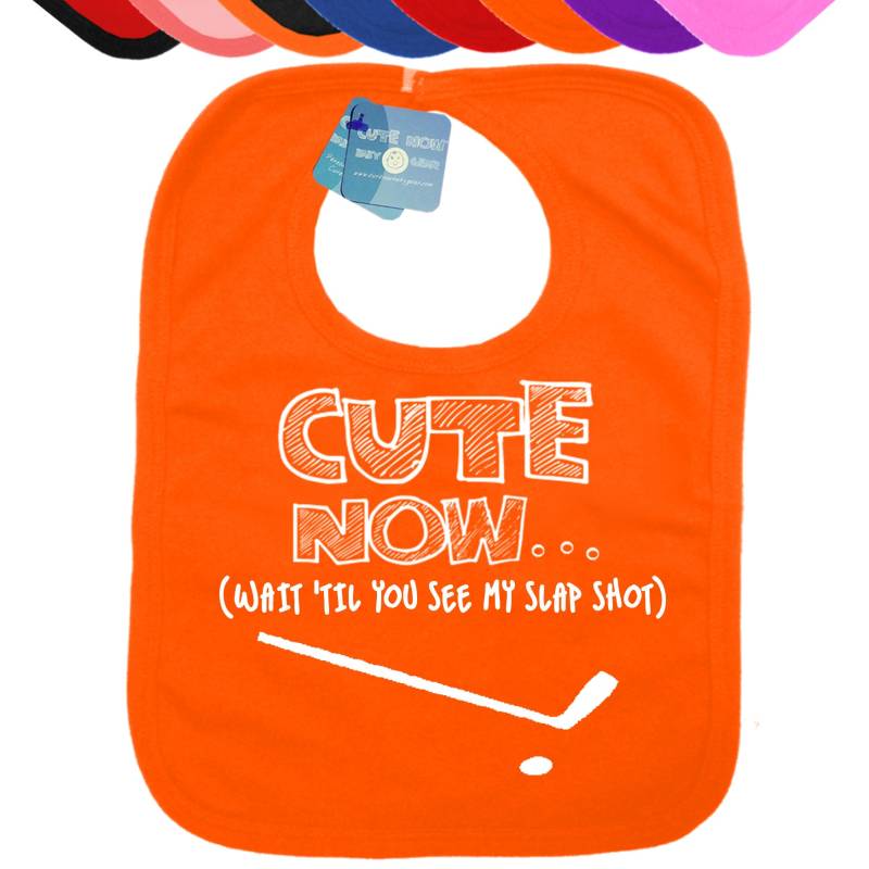 Hockey Lätzchen Cute Now ... | Warten Sie, Bis Sie Meinen Slap Shot Sehen Geschenk Lustige Säuglings-Baby-Lätzchen - Auswahl-Farbe Tormann-stick von Etsy - CuteNow
